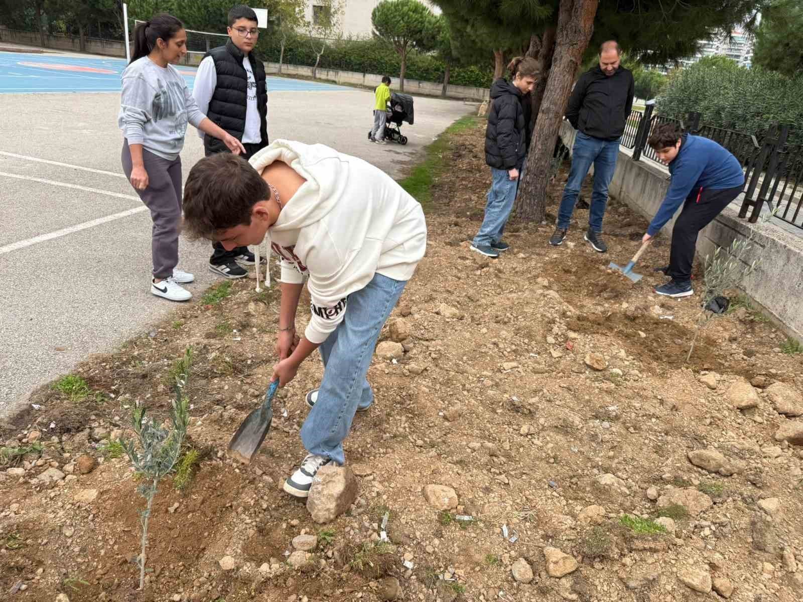 MANİSA TİCARET BORSASI ANADOLU LİSESİ, TÜRKİYE YÜZYILI MAARİF MODELİ’NİN 'İNSAN, TABİAT VE TOPLUM...