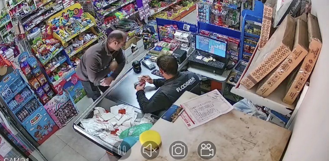 MARDİN’İN KIZILTEPE İLÇESİNDE ANNE, BABA VE 5 YAŞINDAKİ KIZLARININ YAŞAMINI YİTİRDİĞİ EVDE, OLAYDA...