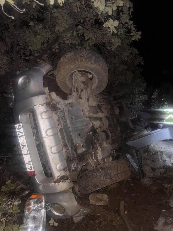 MARDİN’İN NUSAYBİN İLÇESİNDE KONTROLDEN ÇIKAN PİKABIN DEVRİLMESİ SONUCU 2’Sİ ÇOCUK 6 KİŞİ...