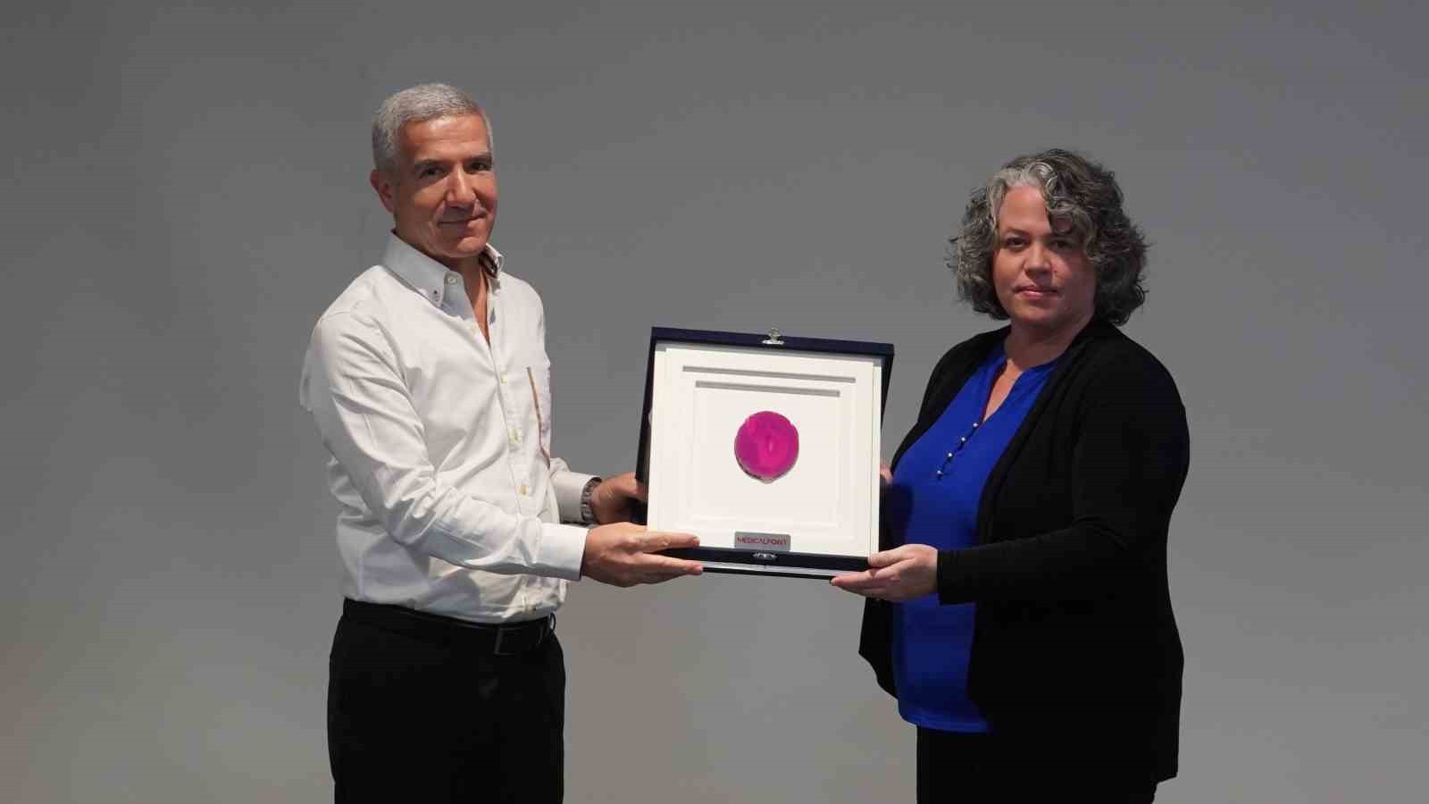 MEDİCAL POİNT HASTANELER GRUBU YÖNETİM KURULU BAŞKANI VEYSİ KUBBA, KATILIM GÖSTEREN TÜM HEKİMLERE...