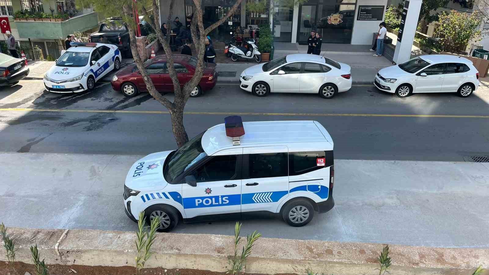 MENTEŞE ALACAK VERECEK KAVGASI KANLI BİTTİ: 1’İ AĞIR 2 YARALI