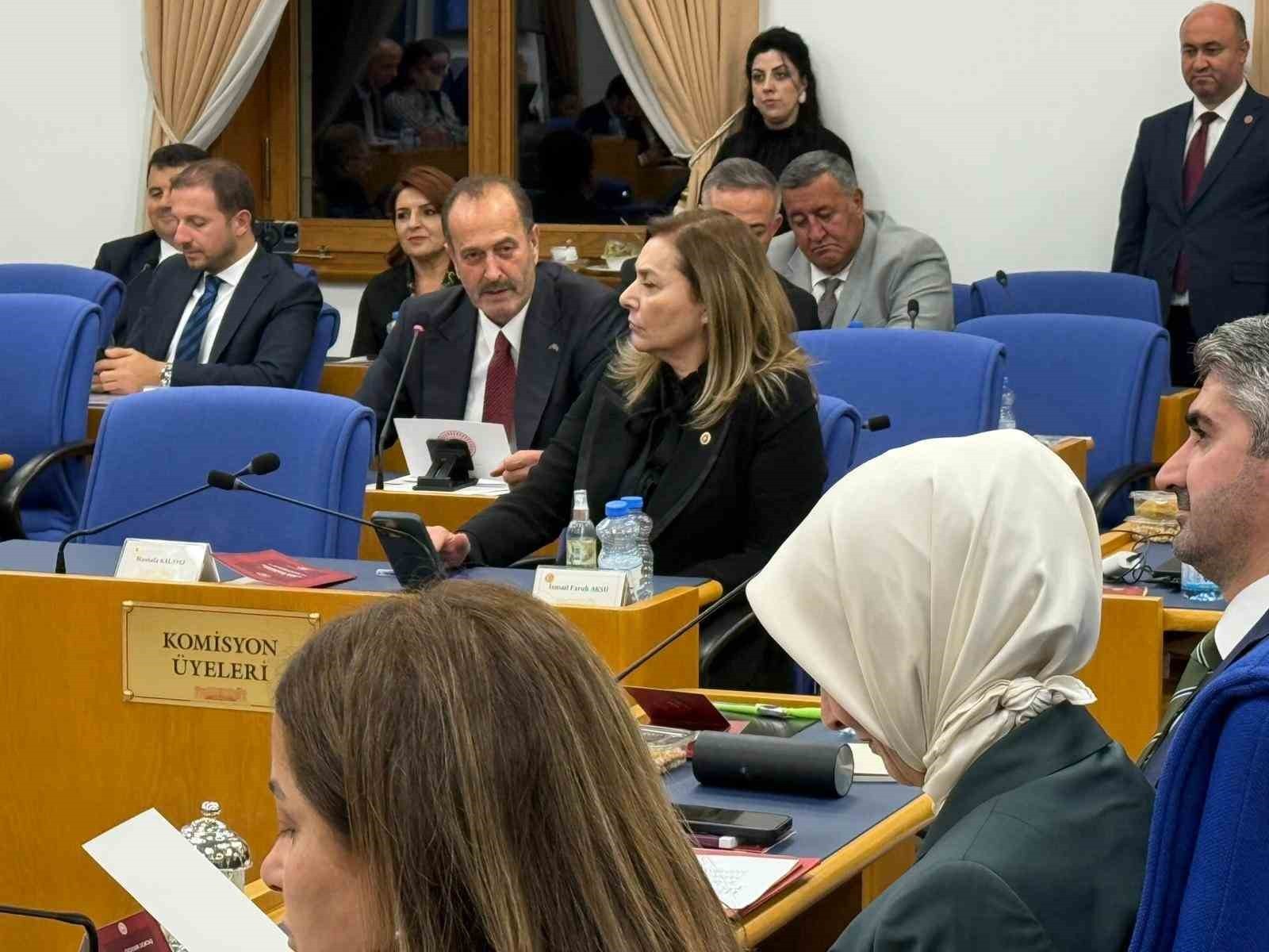 MHP GENEL SEKRETER YARDIMCISI, İZMİR MİLLETVEKİLİ VE TBMM GÜVENLİK VE İSTİHBARAT KOMİSYONU ÜYESİ...