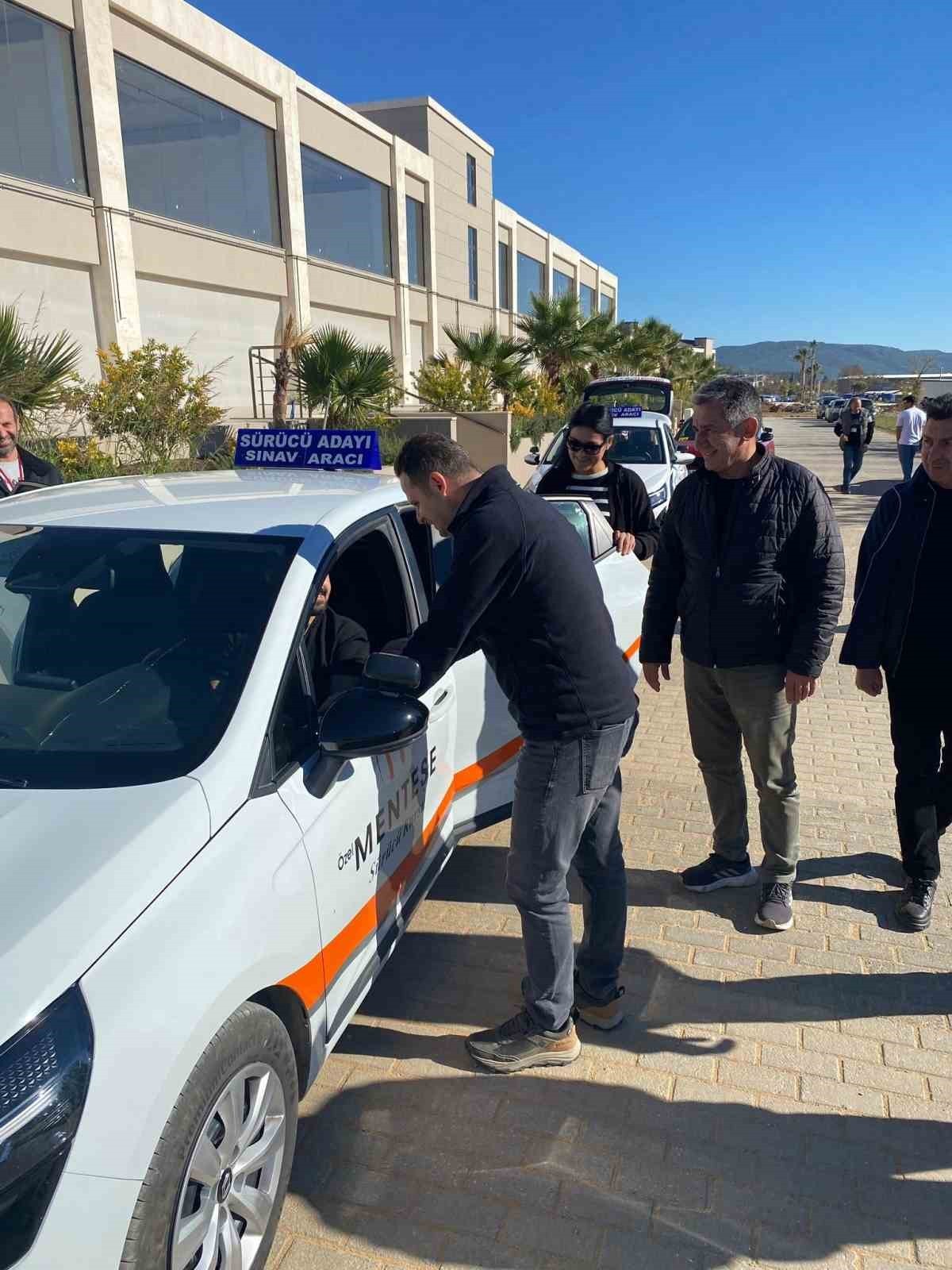 MİLLÎ EĞİTİM MÜDÜRÜ ÇAY, MTSK DİREKSİYON SINAV ALANINDA İNCELEME GERÇEKLEŞTİRDİ