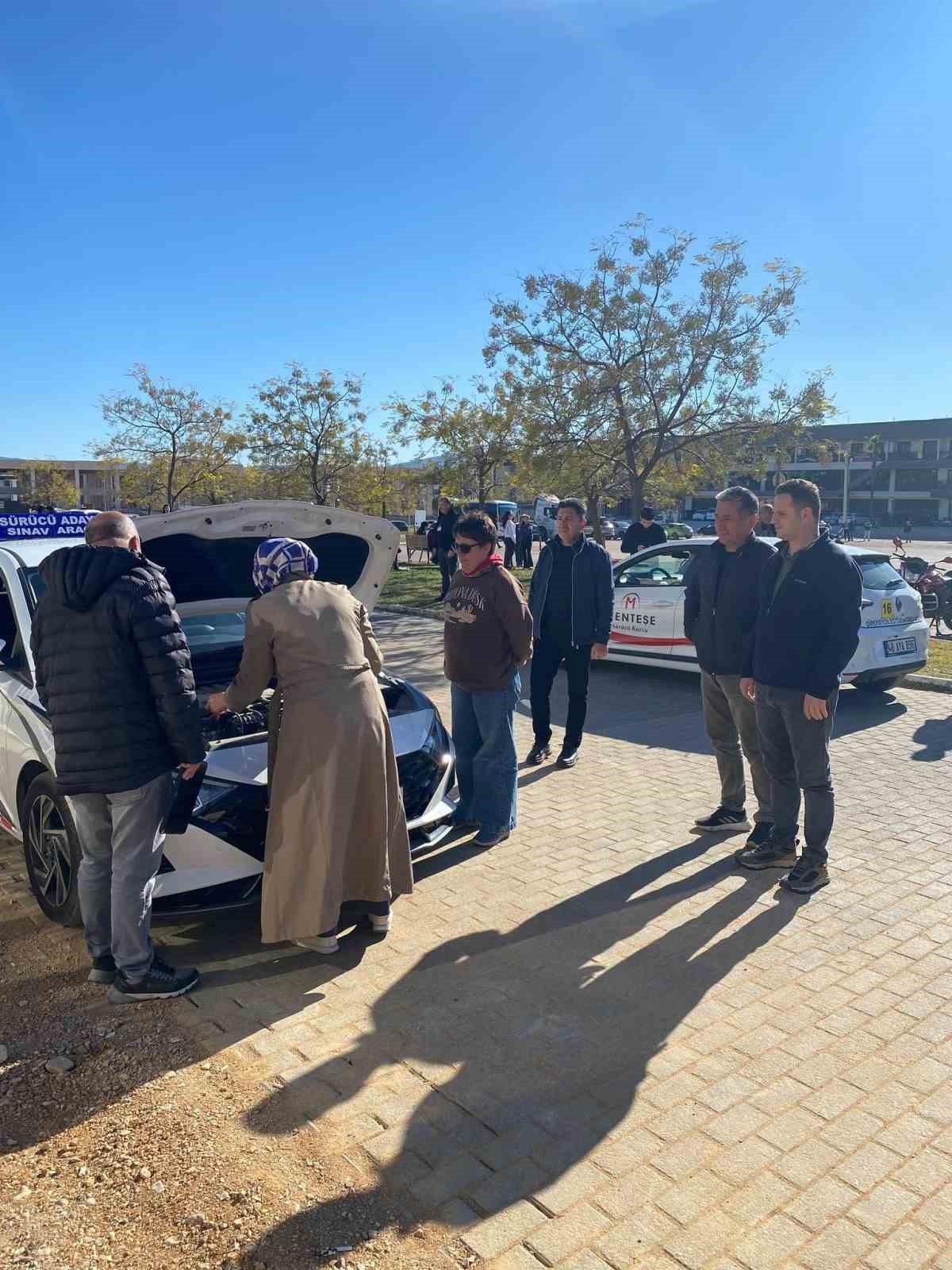 MİLLÎ EĞİTİM MÜDÜRÜ ÇAY, MTSK DİREKSİYON SINAV ALANINDA İNCELEME GERÇEKLEŞTİRDİ