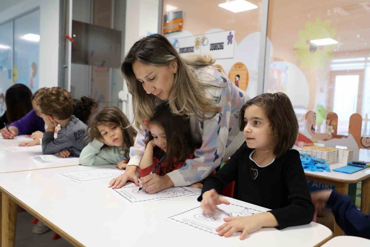 MUĞLA BÜYÜKŞEHİR BELEDİYESİ, 20 KASIM DÜNYA ÇOCUK HAKLARI GÜNÜ DOLAYISIYLA İL GENELİNDE KAPSAMLI...
