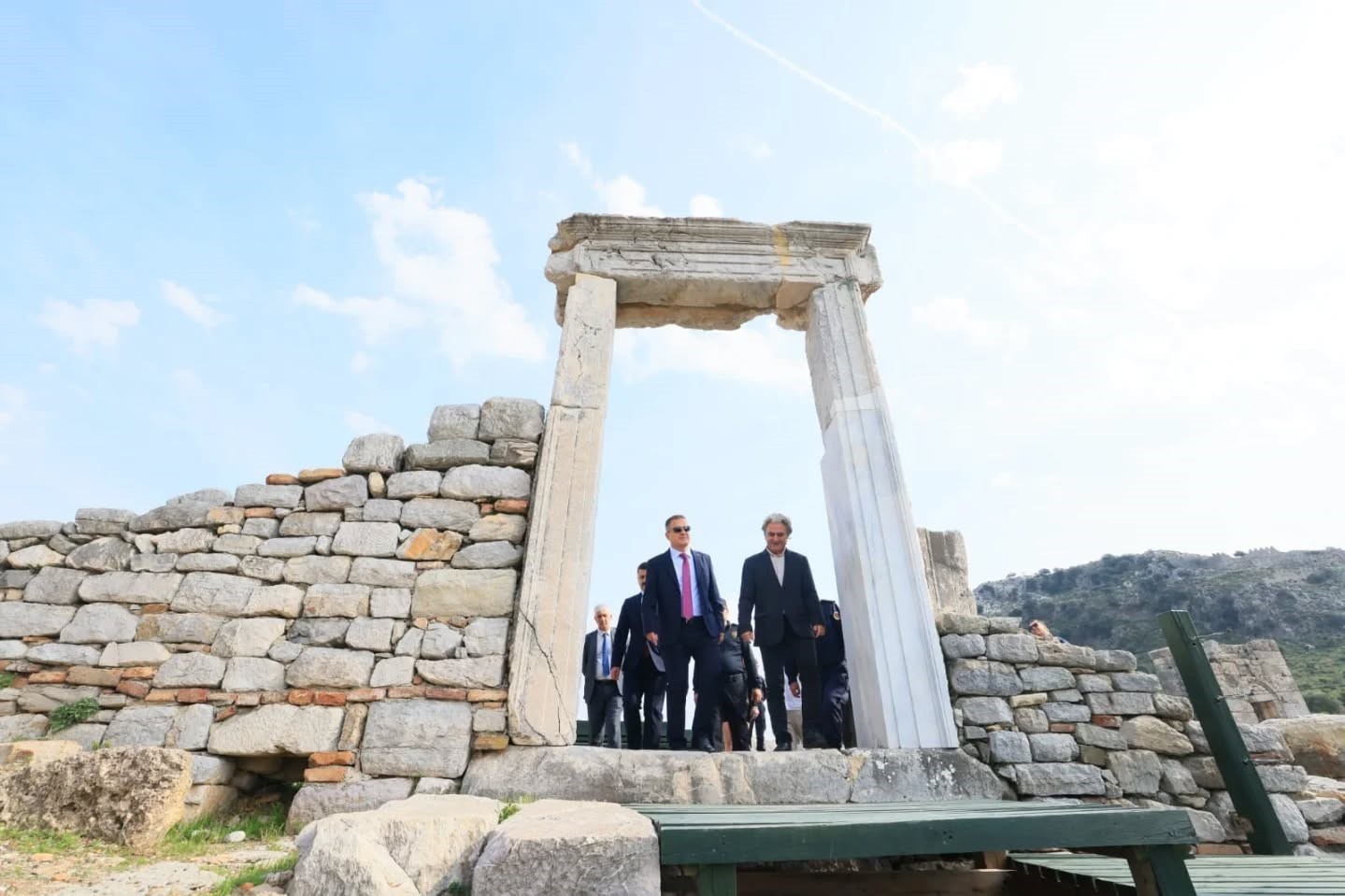 MUĞLA VALİSİ AKBIYIK KÖYCEĞİZ’DE: MİRASI KORUMAK, GELECEĞİ İNŞA ETMEK İÇİN SAHADA