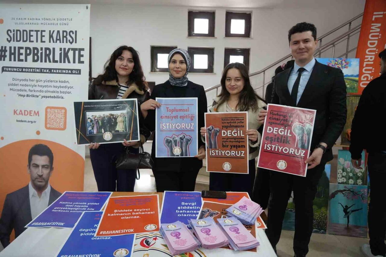 NİĞDE AİLE VE SOSYAL HİZMETLER İL MÜDÜRLÜĞÜ TARAFINDAN 25 KASIM KADINA YÖNELİK ŞİDDETE KARŞI...