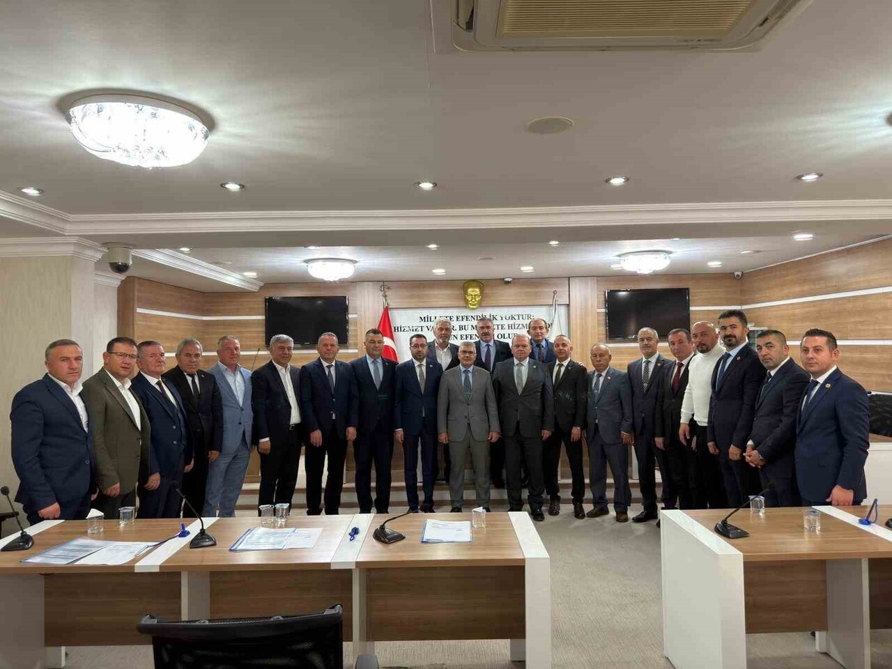 NİĞDE İL ÖZEL İDARESİNİN 2026 MALİ YILI BÜTÇE GÖRÜŞMELERİ, VALİ CAHİT ÇELİK BAŞKANLIĞINDA VE İL...