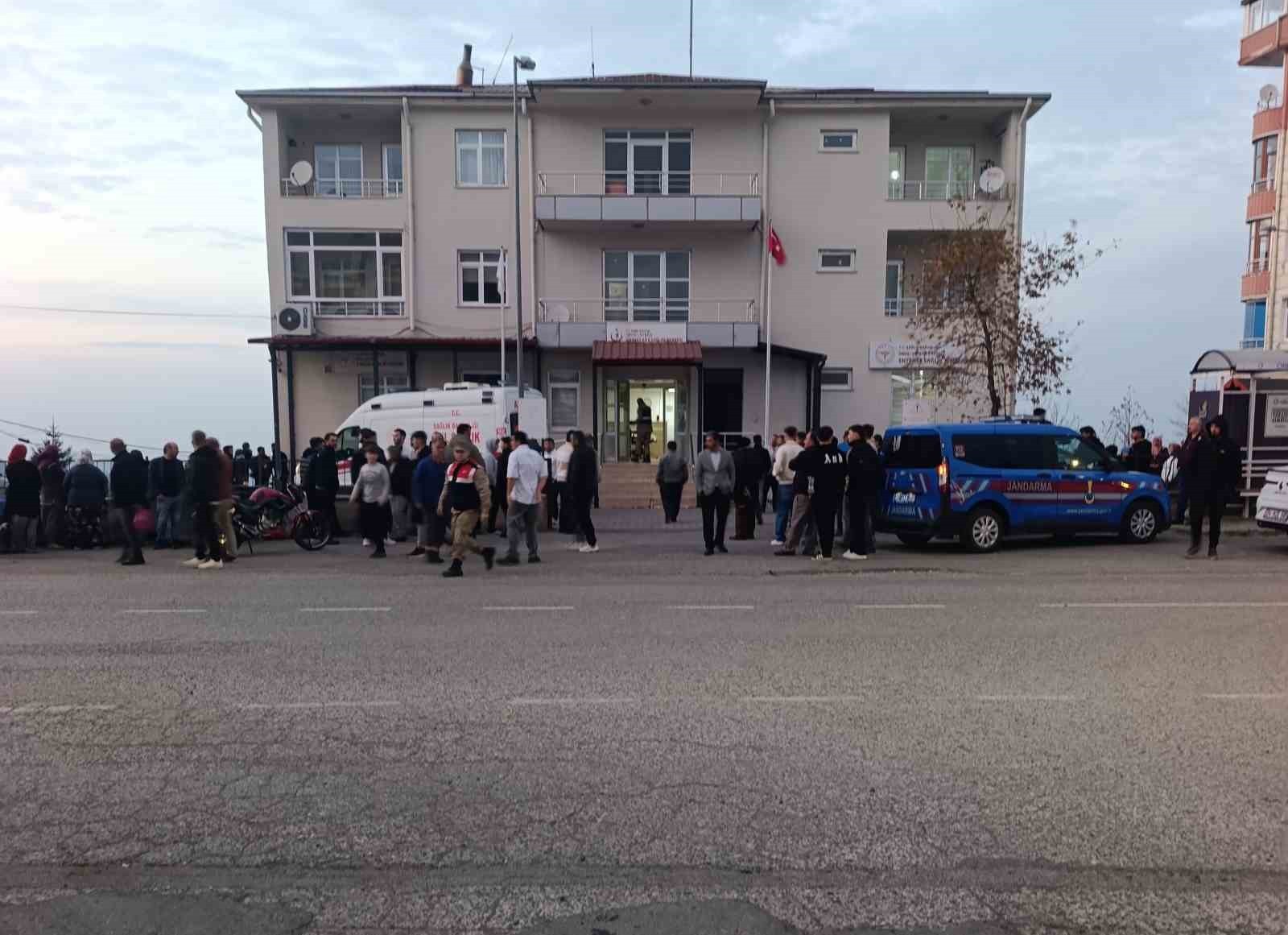 ORDU’NUN ÇAYBAŞI İLÇESİNDE YAPIMI DEVAM EDEN BİR İNŞAATTA ASANSÖR BOŞLUĞUNA DÜŞEN 1 ÇOCUK BABASI...