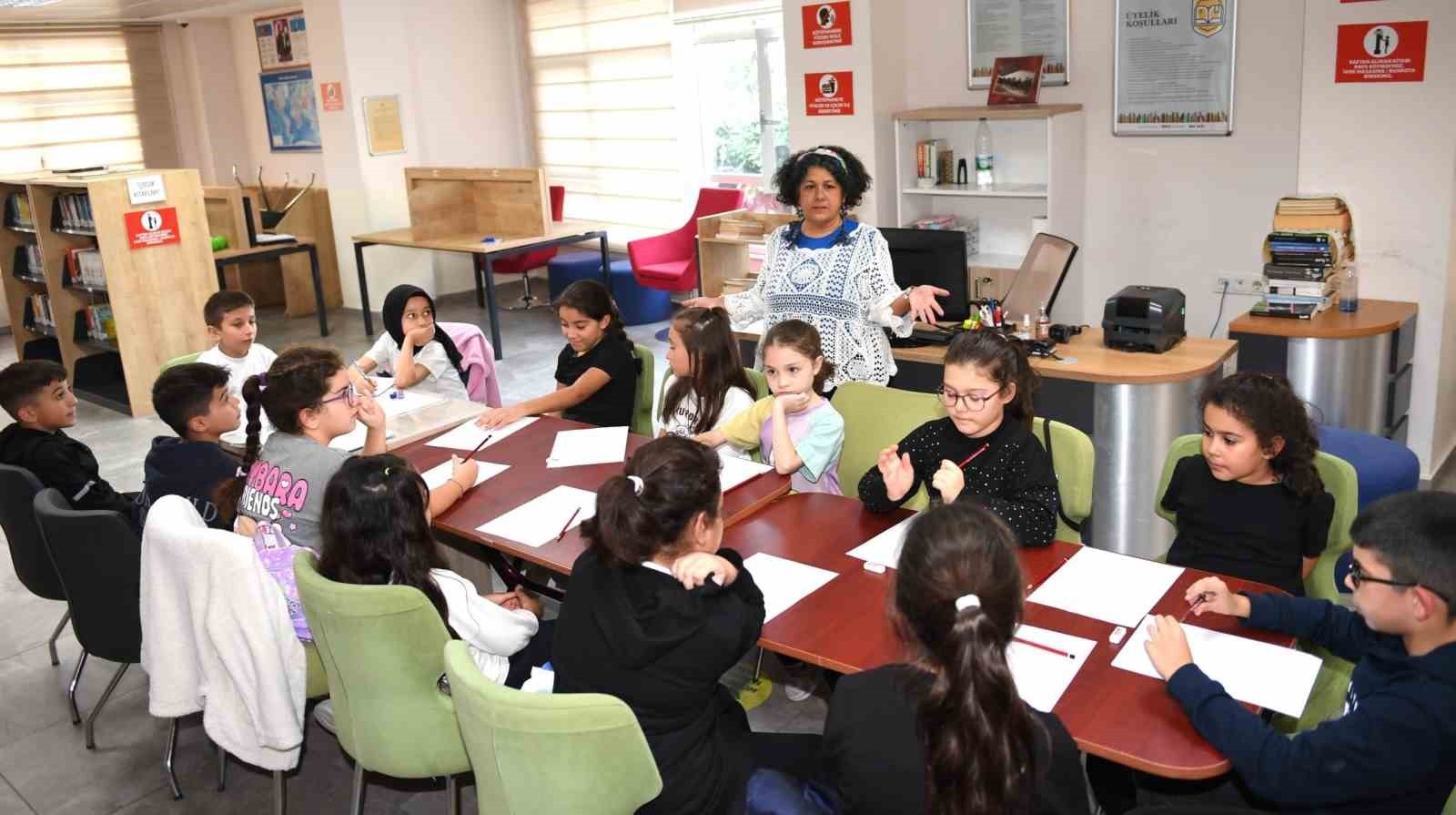 OSMANGAZİ BELEDİYESİ’NİN HAYATA GEÇİRDİĞİ KÜÇÜK YAZARLAR ATÖLYESİ’NE KATILAN ÇOCUKLAR, OYUNLAR...