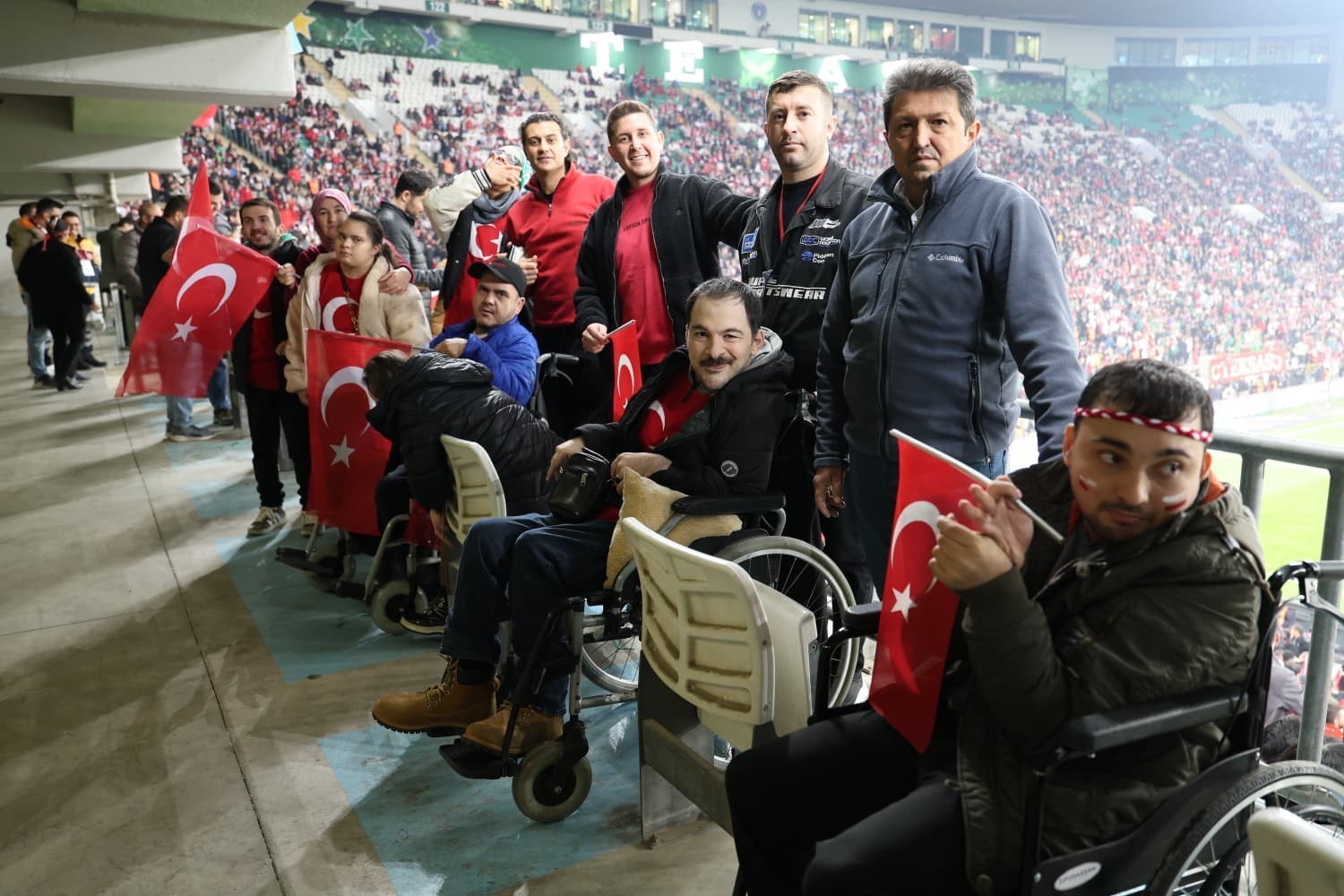 OSMANGAZİ BELEDİYESİ, OBAM (OSMANGAZİ BELEDİYESİ ENGELLİ BAKIM MERKEZİ) ÜYESİ ENGELLİ BİREYLERİ...