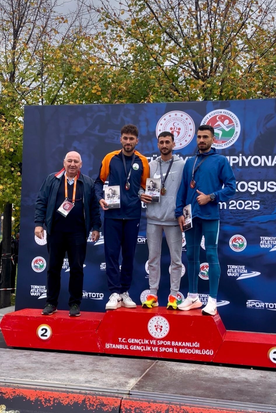 OSMANGAZİ BELEDİYESPOR ATLETİZM TAKIMI SPORCULARI, TÜRKİYE KROS ŞAMPİYONASI VE ÖMER BESİM KOŞALAY...