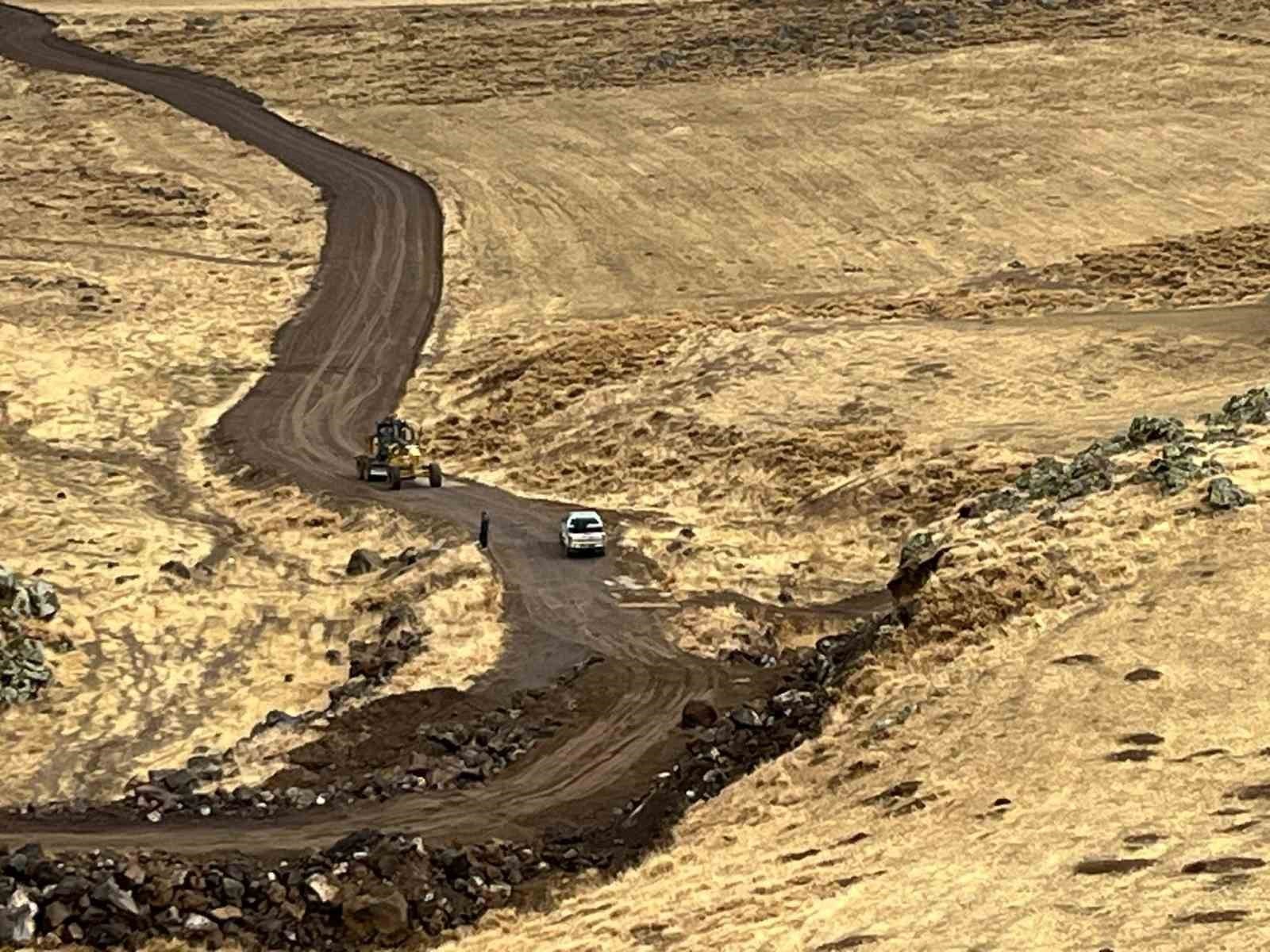 PATNOS'TA KIŞA HAZIRLIKLAR ÇALIŞMALARI BAŞLADI.