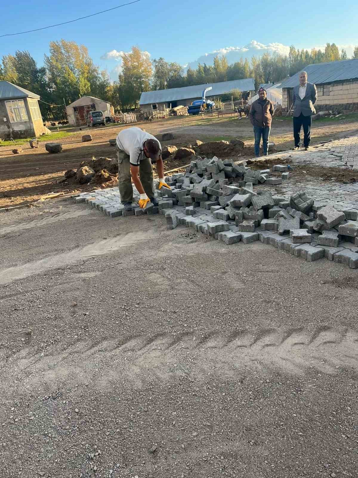 PATNOS'TA KIŞA HAZIRLIKLAR ÇALIŞMALARI BAŞLADI.