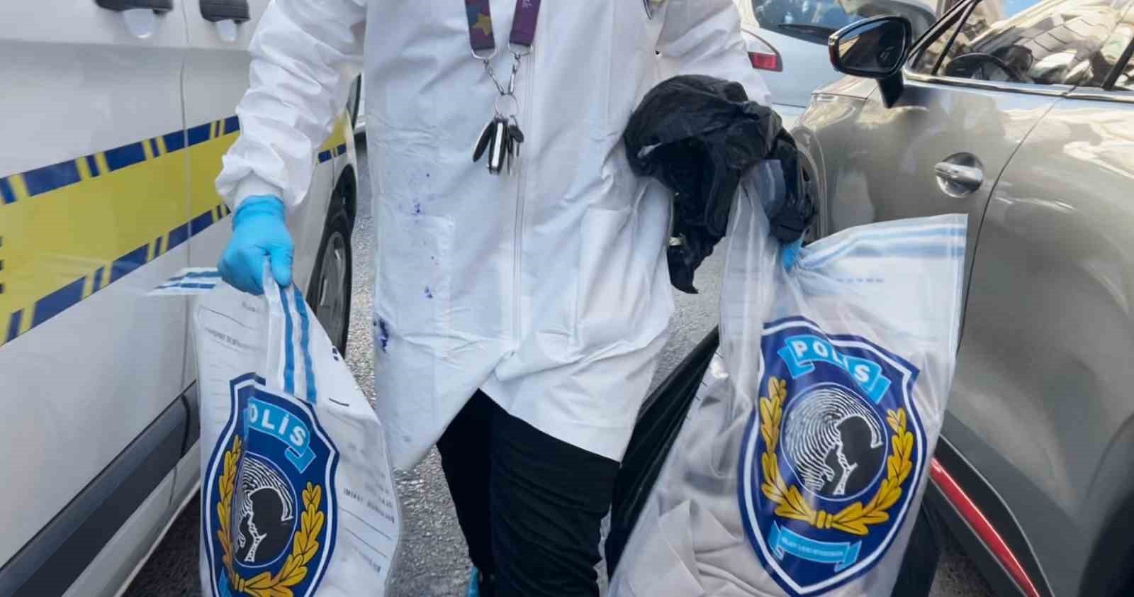 POLİS EKİPLERİNİN SABAH SAATLERİNDE BAŞLATTIĞI ÇALIŞMA TAMAMLANIRKEN, BÖCEK AİLESİNİN VE DİĞER...