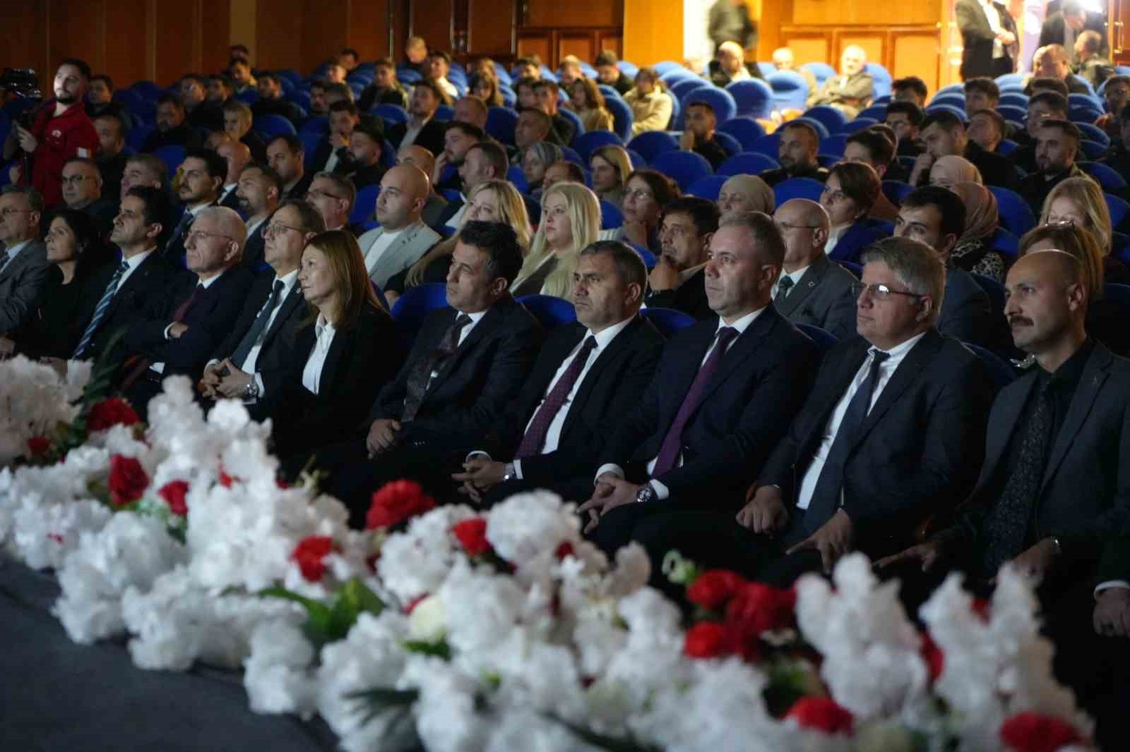 "MİLLİ EGEMENLİĞİN DOĞUŞU: SAMSUN’DAN CUMHURİYETE" KONULU PANEL OMÜ ATATÜRK KONGRE VE KÜLTÜR...