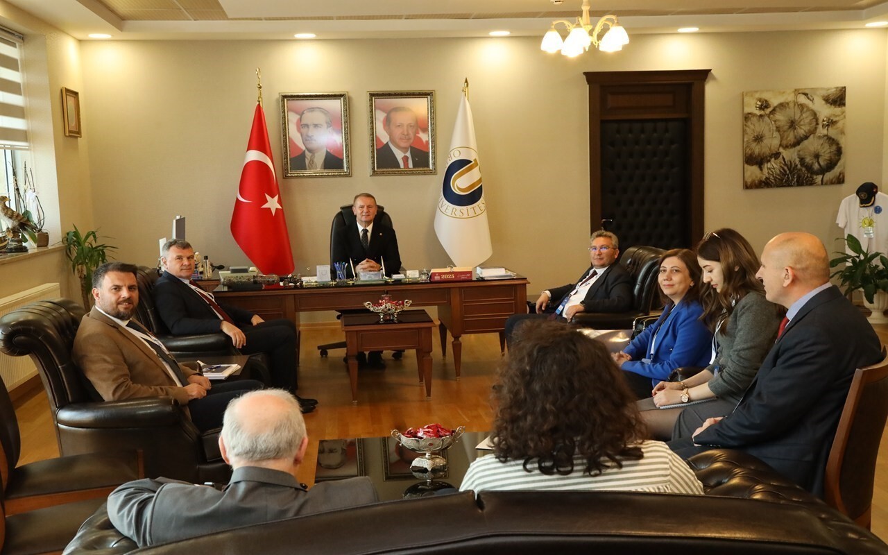 REKTÖRLÜK MAKAM ZİYARETİ