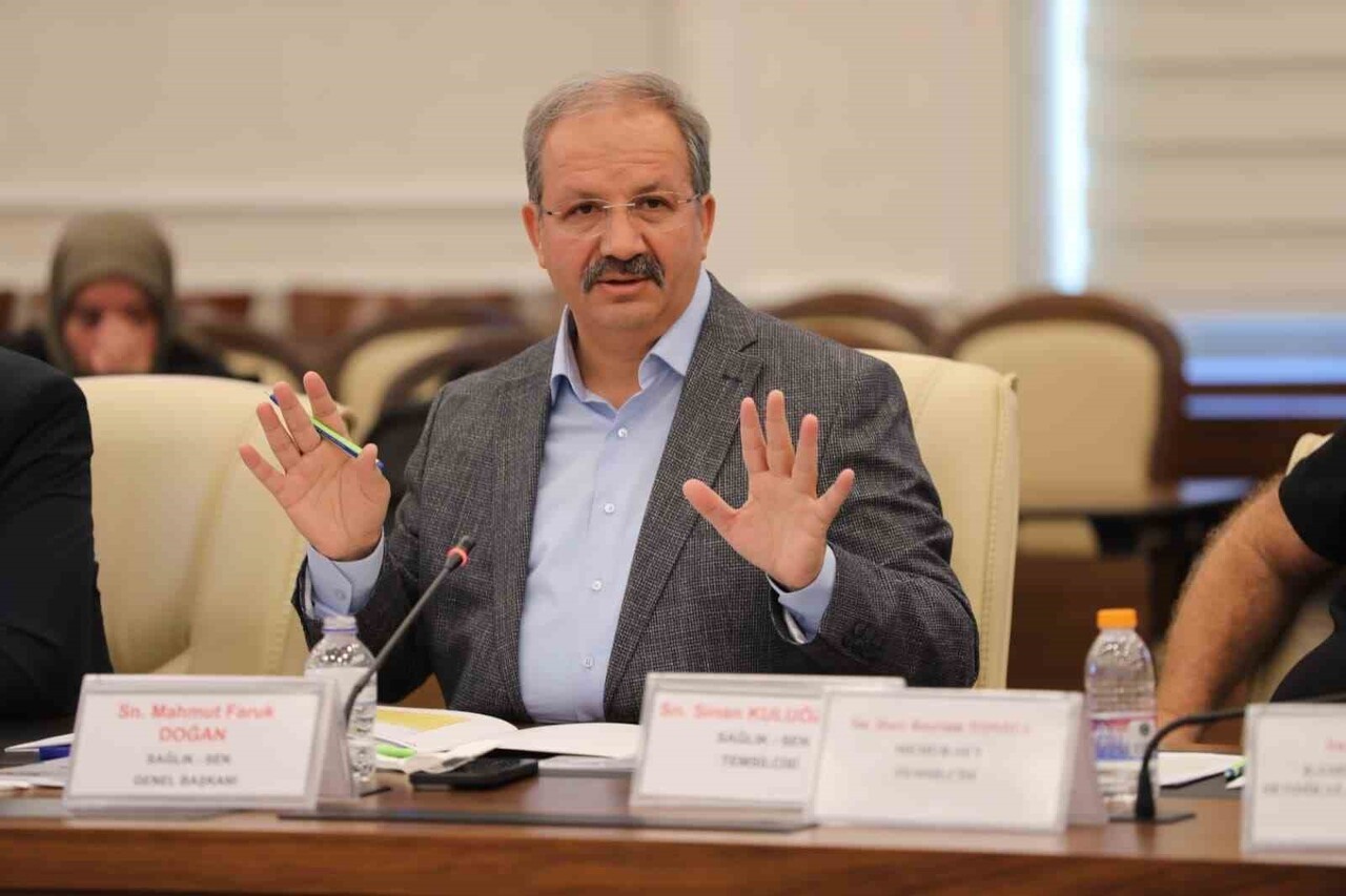 SAĞLIK VE SOSYAL HİZMET ÇALIŞANLARI SENDİKASI (SAĞLIK-SEN) GENEL BAŞKANI MAHMUT FURKAN DOĞAN