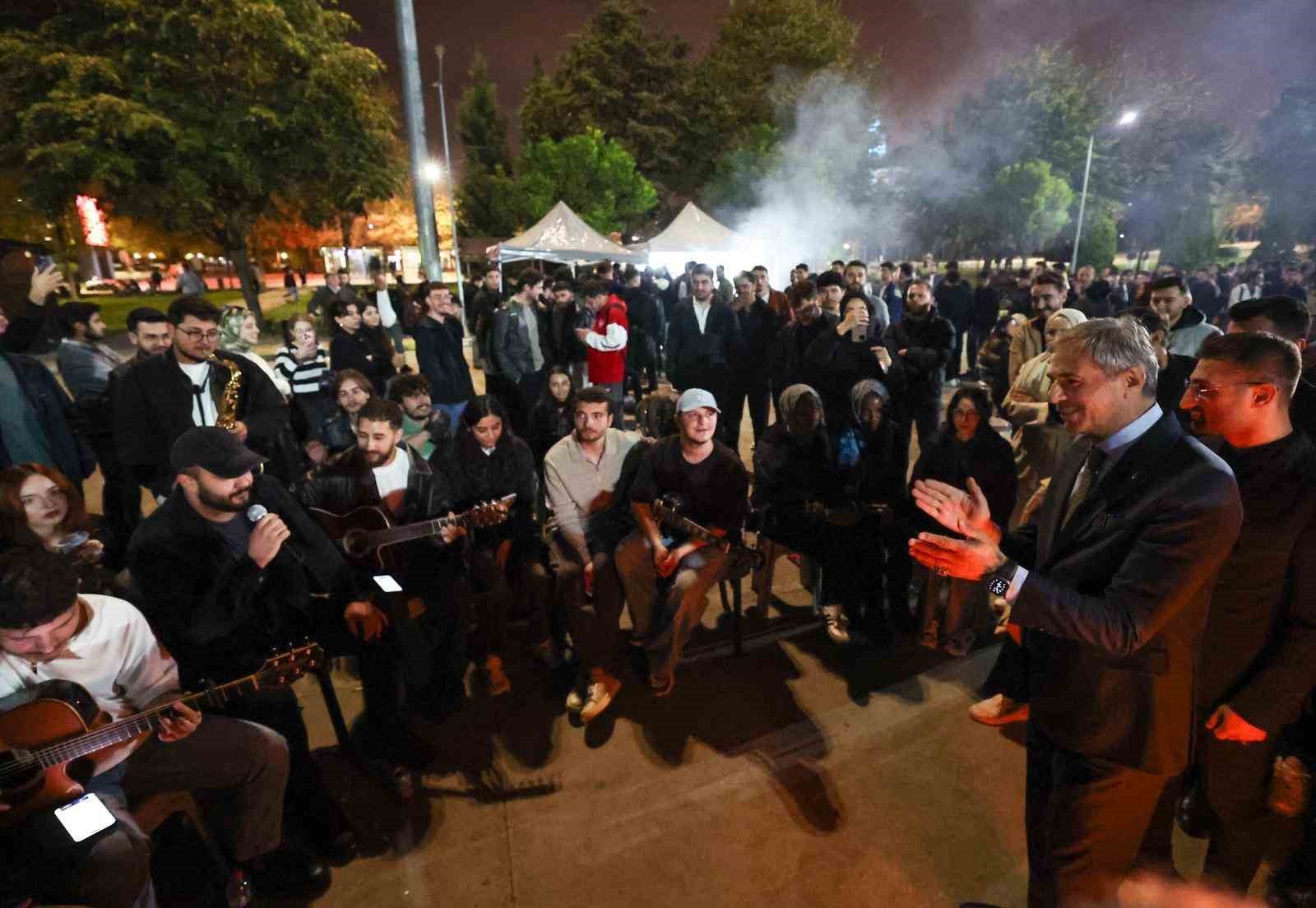 SAKARYA BÜYÜKŞEHİR BELEDİYE BAŞKANI YUSUF ALEMDAR VE SAKARYA ÜNİVERSİTESİ REKTÖRÜ PROF. DR. HAMZA...