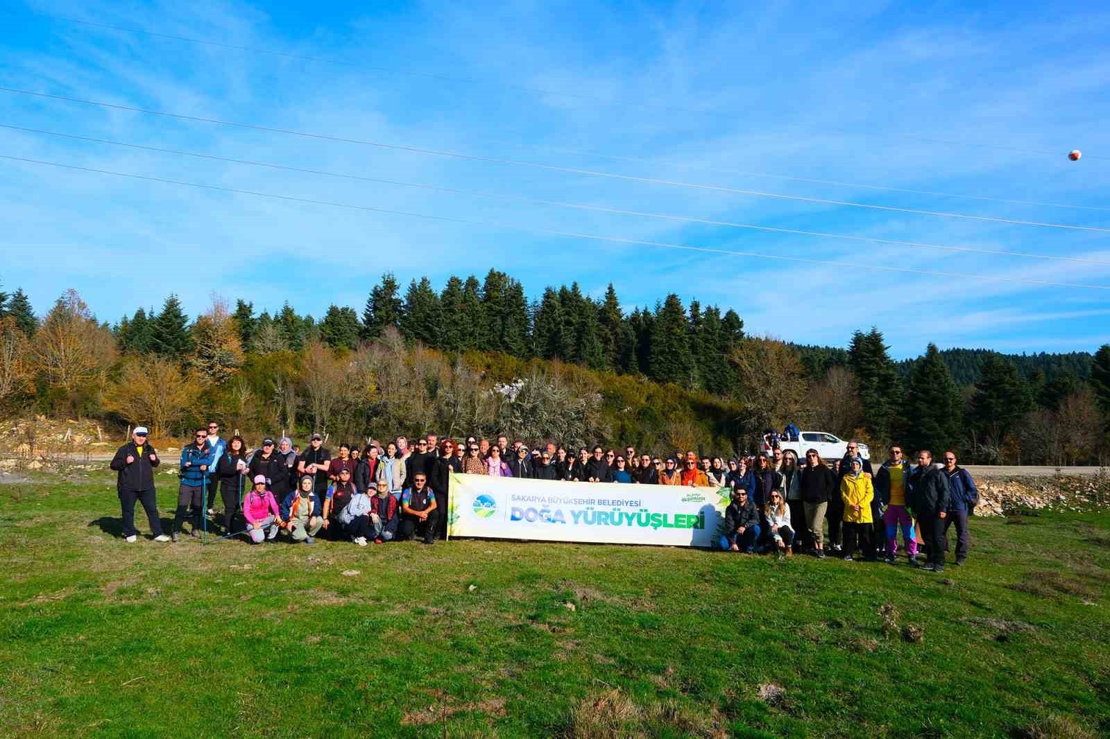 SAKARYA BÜYÜKŞEHİR BELEDİYESİ’NİN DÜZENLEDİĞİ SONBAHAR DOĞA YÜRÜYÜŞLERİ, KARAGÖL VE SULTANPINARI...
