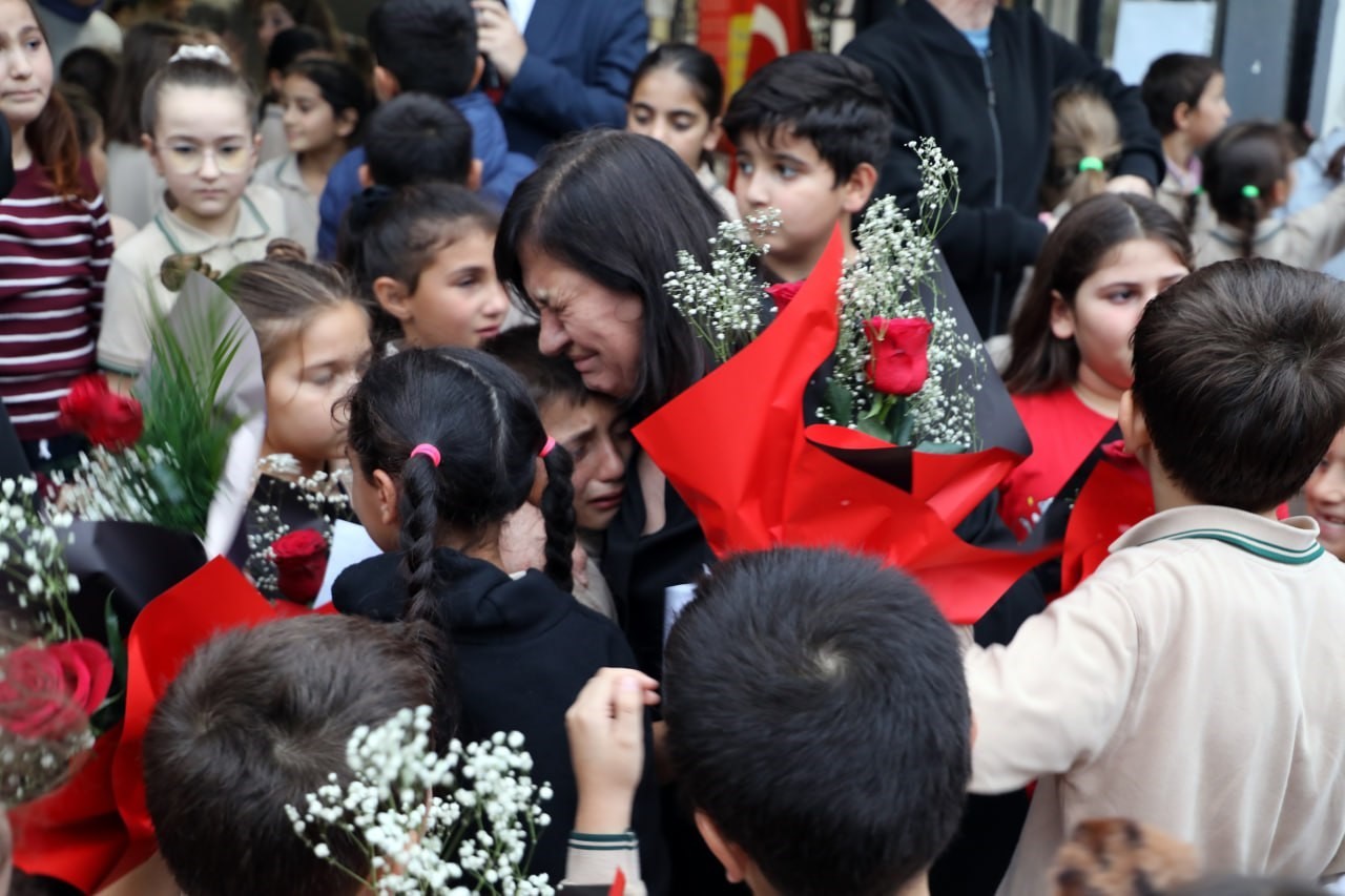 SAKARYA KARASU AZİZİYE İLKOKULU’NDA UZUN YILLARDIR GÖREV YAPAN SINIF ÖĞRETMENİ, 39 YILLIK MESLEK...