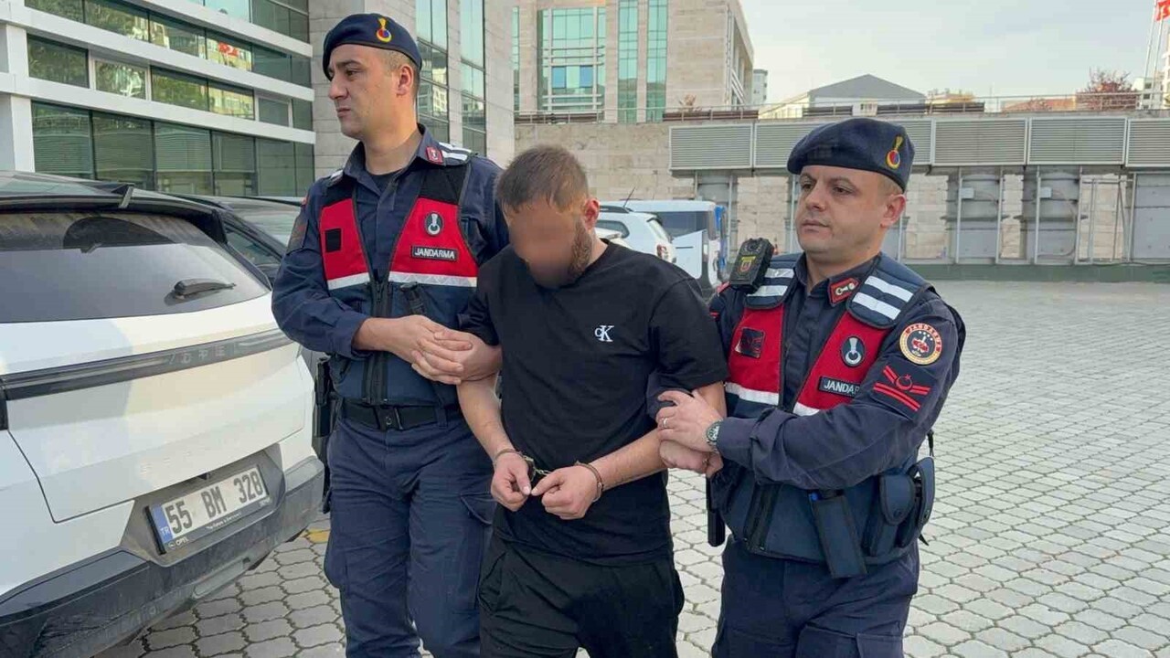 SAMSUN’DA UYUŞTURUCU HAPLA İLGİLİ JANDARMA TARAFINDAN GÖZALTINA ALINAN Y.D.(28) ÇIKARILDIĞI...