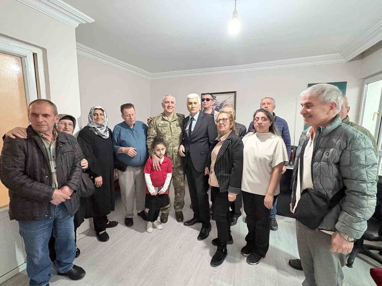 SAMSUN GARNİZON KOMUTANI GAZİ TÜMGENERAL DAVUT ALÂ, ALTI NOKTA KÖRLER DERNEĞİ SAMSUN ŞUBESİ’NDE...