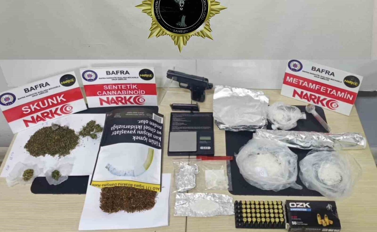 SAMSUN NARKOTİK EKİPLERİ, BAFRA İLÇESİNDE UYUŞTURUCU TİCARETİNİN ÖNLENMESİNE YÖNELİK...