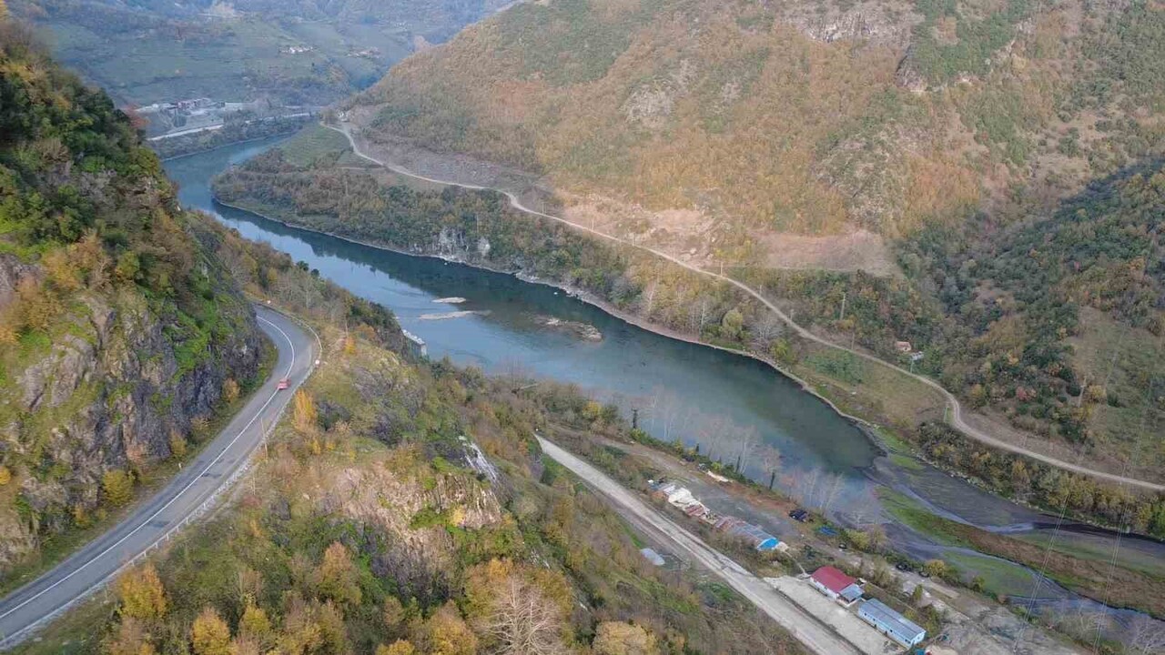 SAMSUN’UN AYVACIK İLÇESİNDE BULUNAN SUAT UĞURLU BARAJI’NDA BİR SÜREDİR DEVAM EDEN BAKIM VE ONARIM...