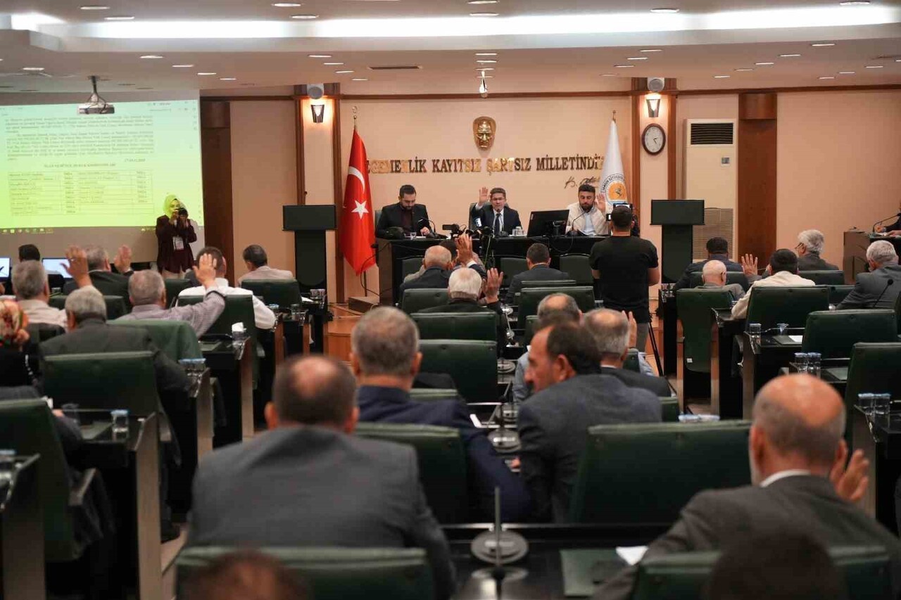 SAMSUN’UN LADİK İLÇE BELEDİYE BAŞKANI ADNAN TOPAL, AMASYA İL İDARE KURULU’NUN İÇİŞLERİ...