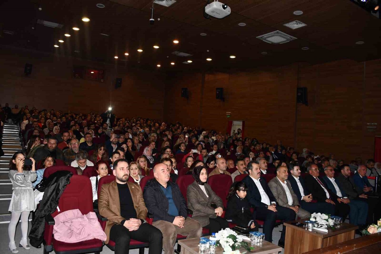 SAMSUN’UN VEZİRKÖPRÜ İLÇESİNDE 24 KASIM ÖĞRETMENLER GÜNÜ KAPSAMINDA İLÇE MİLLİ EĞİTİM MÜDÜRLÜĞÜ...