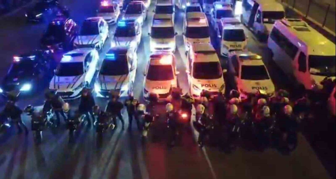 ŞANLIURFA'DA HUZUR UYGULAMASI: 74 GÖZALTI