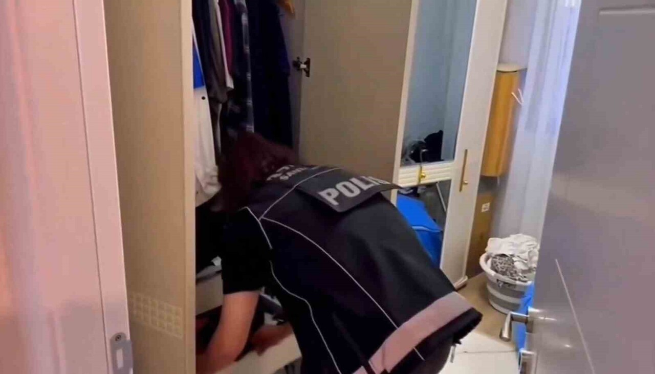 ŞANLIURFA'DA TELEFONLA DOLANDIRICILIK OPERASYONU: 9 TUTUKLAMA