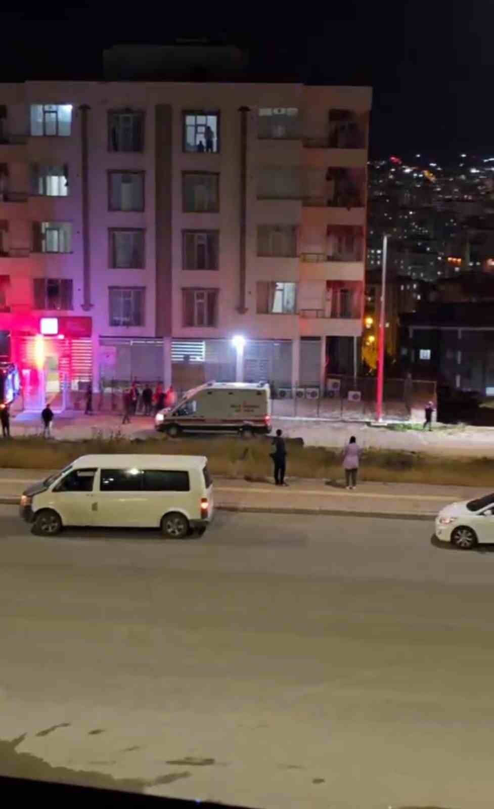 ŞANLIURFA'DA YAŞLI BAKIM EVİNDE YANGIN: 1 ÖLÜ