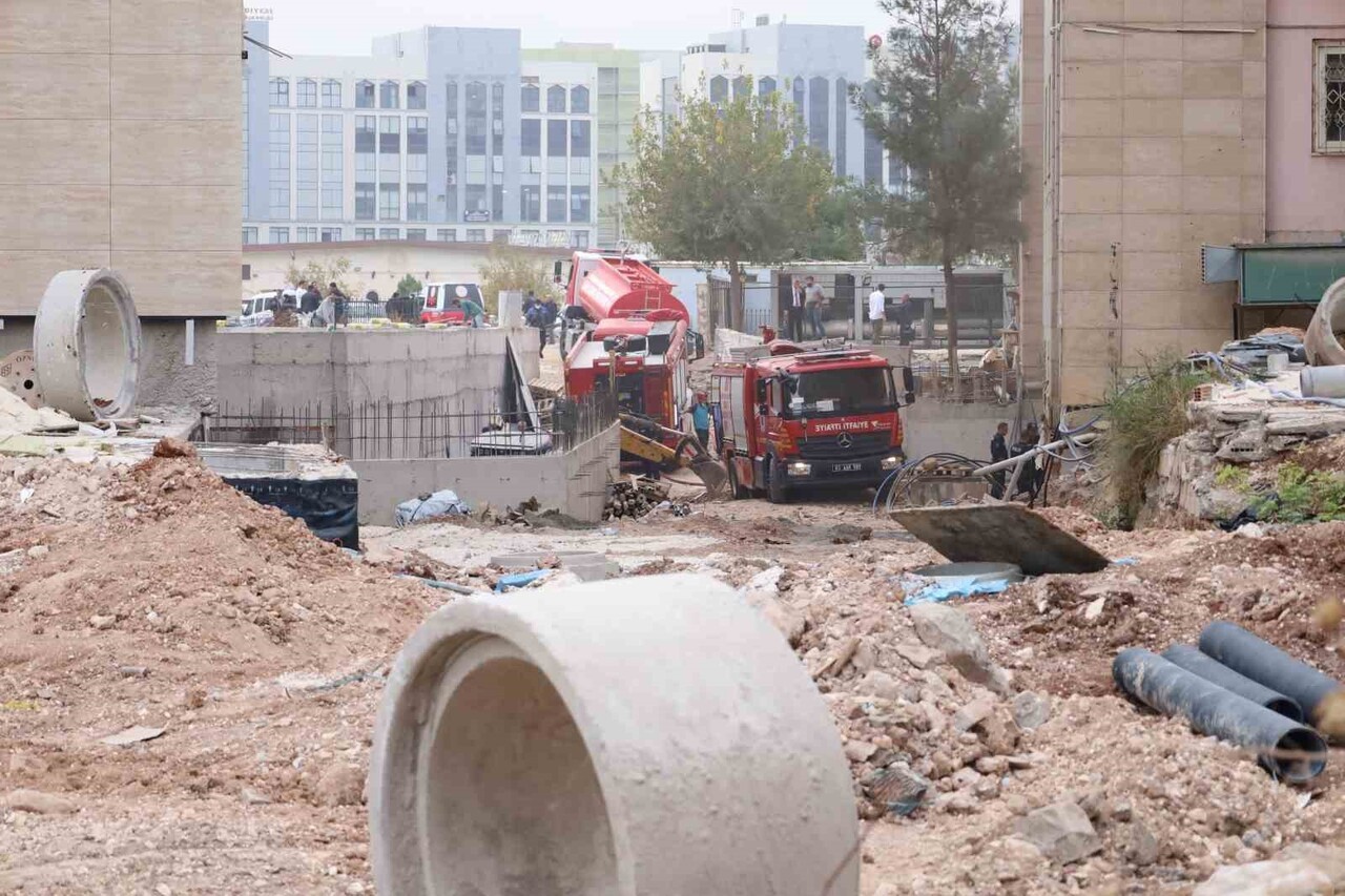 ŞANLIURFA ADLİYESİ'NDE PATLAMA: 1 YARALI