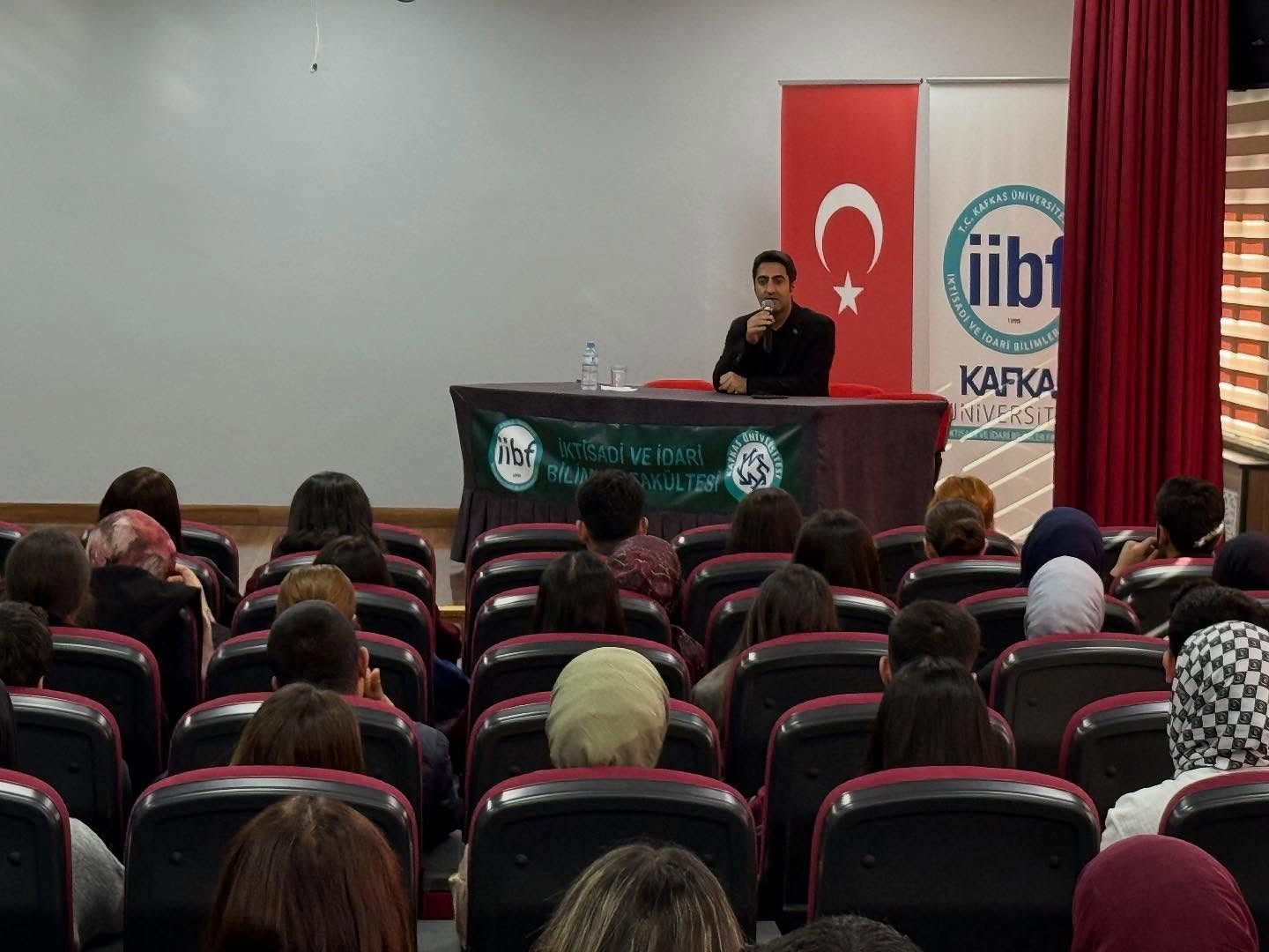 SARIKAMIŞ KAYMAKAMI ASLANTATAR, ÖĞRENCİLERLE BULUŞTU(KARS-İHA)