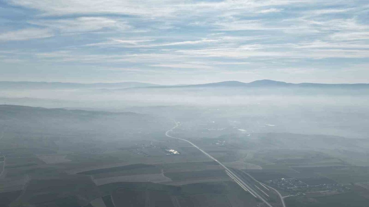 ŞEHİR ÜZERİNDEN DRONLA GÖRÜNTÜ