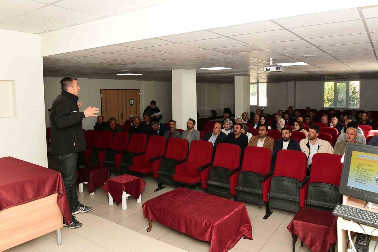 SERVİS ŞOFÖRLERİ VE REHBER PERSONELLERE İŞ SAĞLIĞI VE GÜVENLİĞİ EĞİTİMİ VERİLDİ