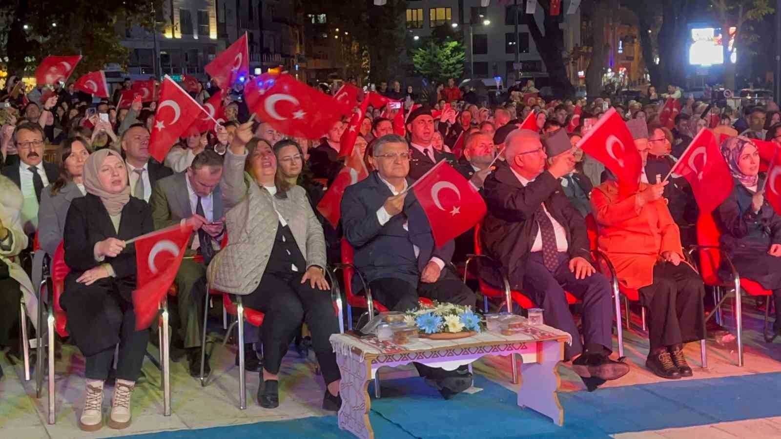 SİNOP’UN FETHİNİN 811. YIL DÖNÜMÜ, DÜZENLENEN ETKİNLİKLERLE BÜYÜK BİR COŞKUYLA...