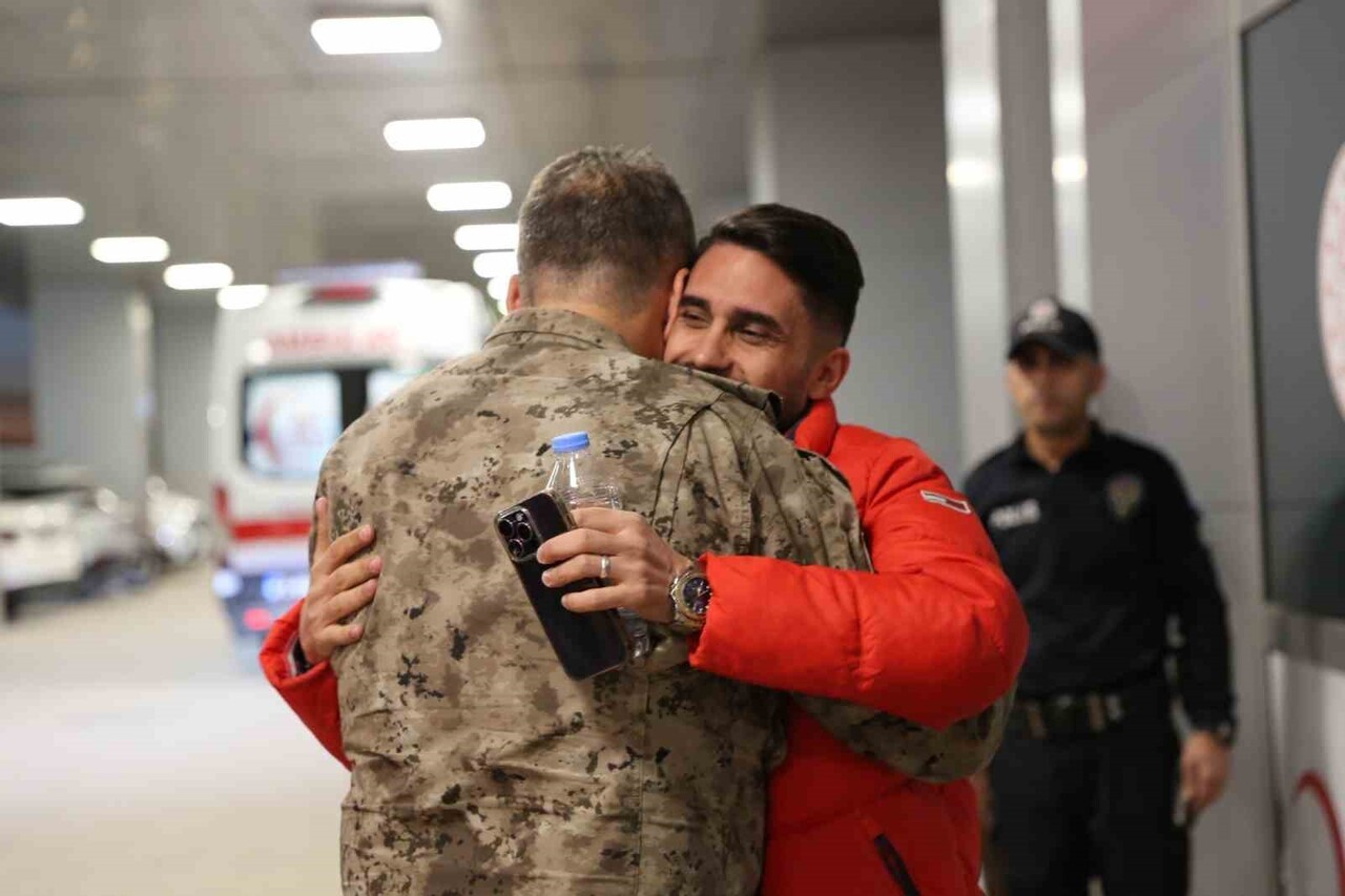ŞIRNAK'TA YÜREKLERİ ISITAN BİR OLAY YAŞANDI. YAKLAŞIK 2 AY 10 GÜN ÖNCE ŞIRNAK İL EMNİYET MÜDÜRÜ...