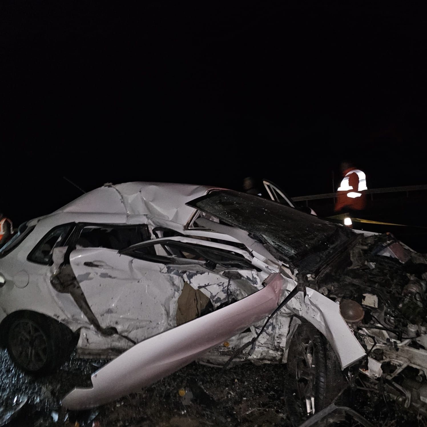 SİVAS’TA MEYDANA GELEN TRAFİK KAZASINDA 1 KİŞİ ÖLDÜ, 2 KİŞİ YARALANDI.