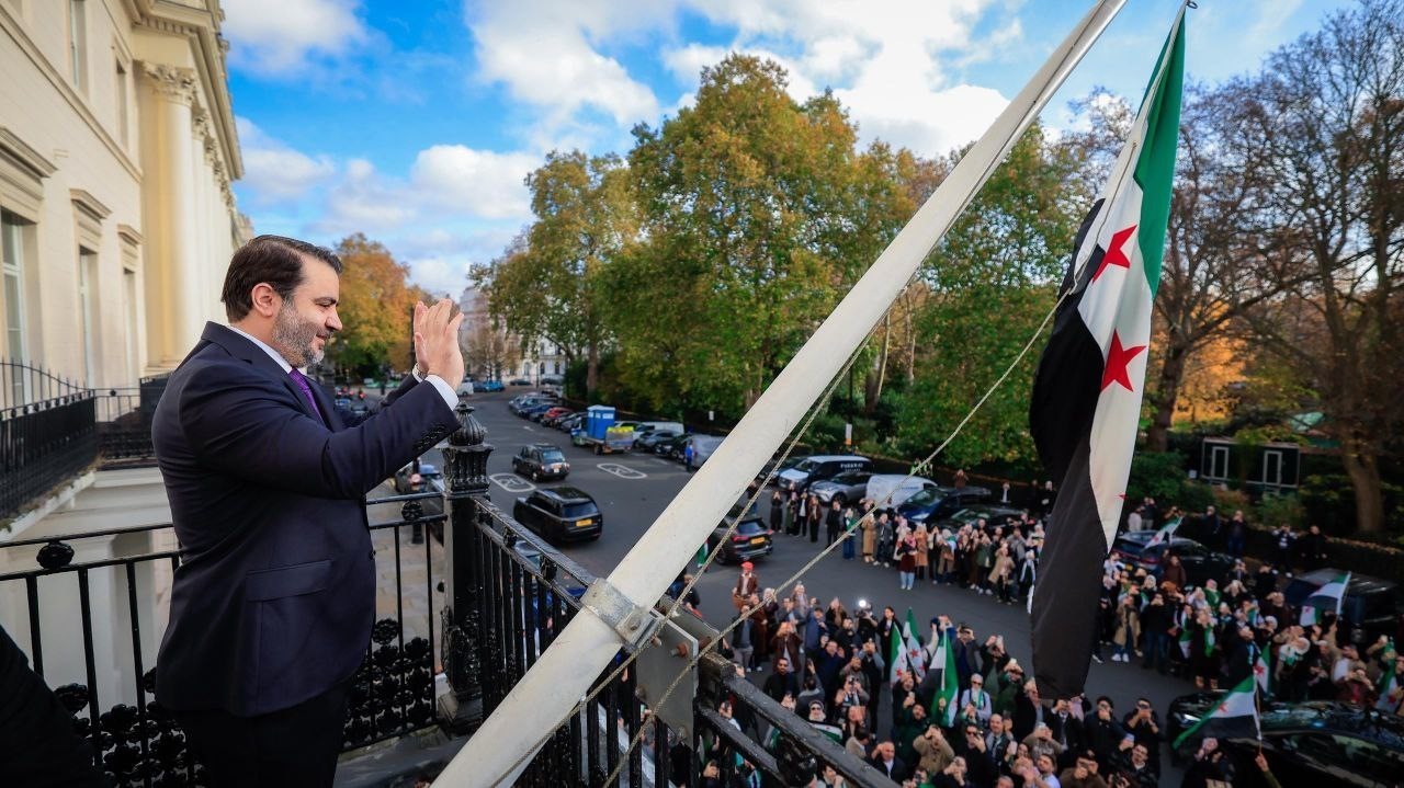 SURİYE'NİN LONDRA BÜYÜKELÇİLİĞİ, SURİYE DIŞİŞLERİ BAKANI ESAD HASAN ŞEYBANİ'NİN KATILDIĞI TÖRENLE...