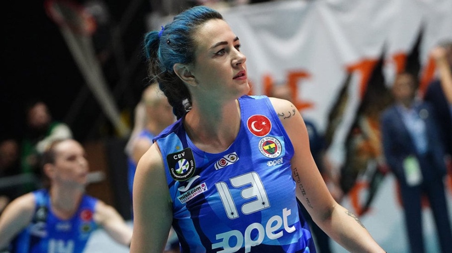 Survivor 2026 Kadrosu Nefes Kesiyor: Ünlüler All Star'a Parkurların 'Mavi Saçlı' Efsanesi Geliyor!