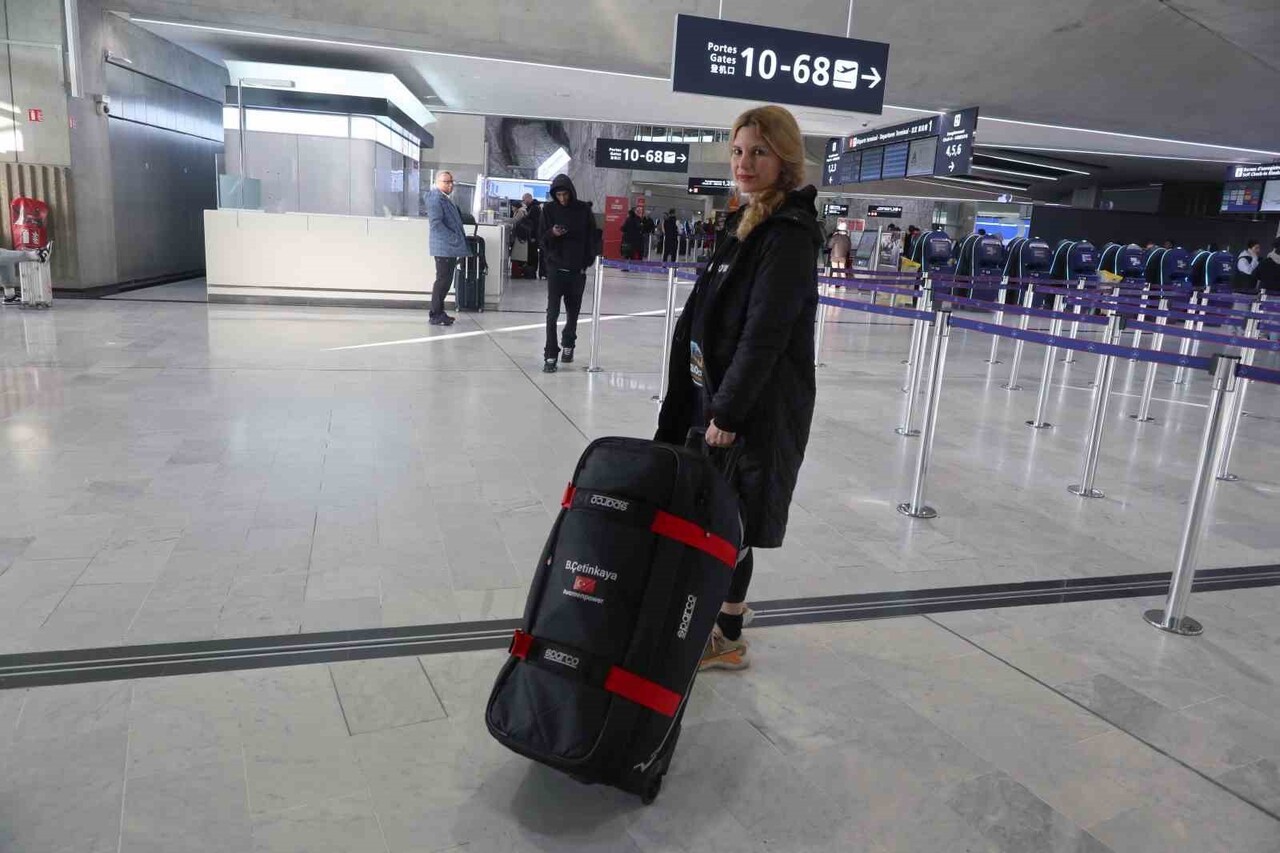 SUUDİ ARABİSTAN'DA YAPILACAK DÜNYA RALLİ ŞAMPİYONASI'NDA MÜCADELE EDECEK OLAN BURCU ÇETİNKAYA...