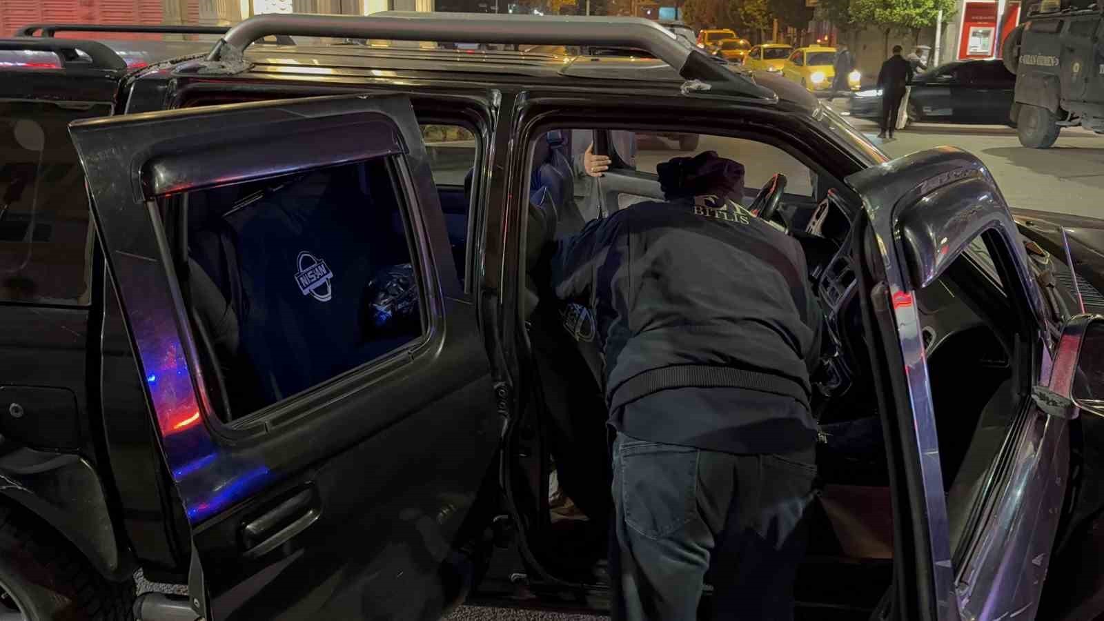 TATVAN’DA JANDARMA VE EMNİYETTEN ORTAK ASAYİŞ UYGULAMASI