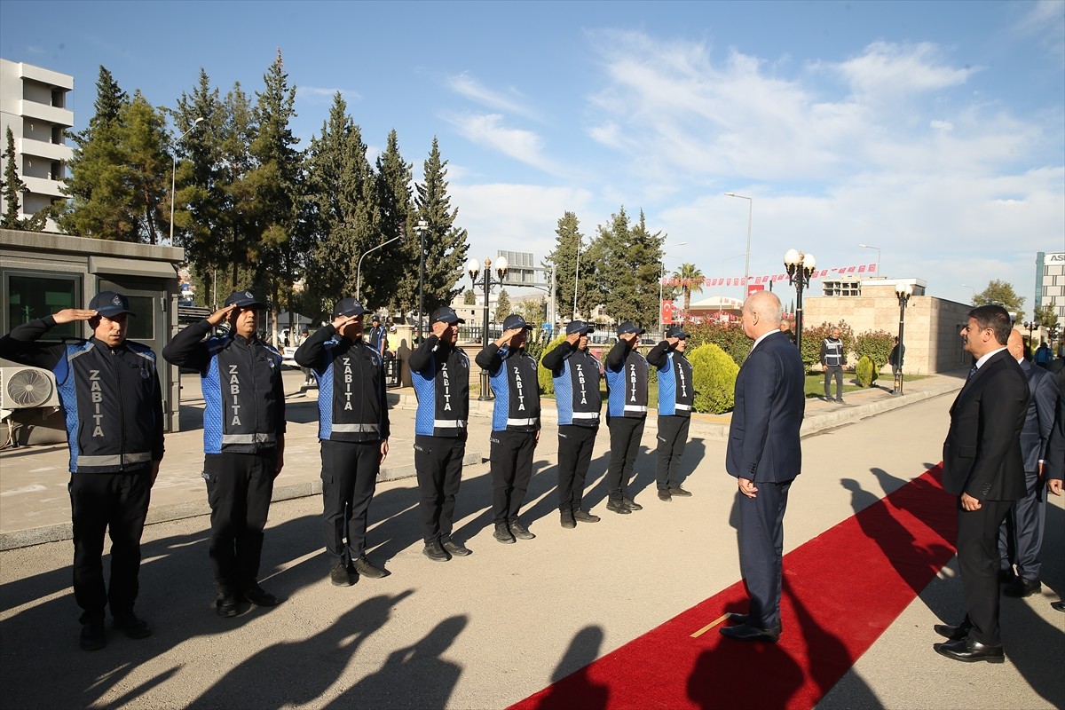 TBMM Başkanı Numan Kurtulmuş, Adıyaman ziyaretleri kapsamında Belediye Başkanı Abdurrahman...