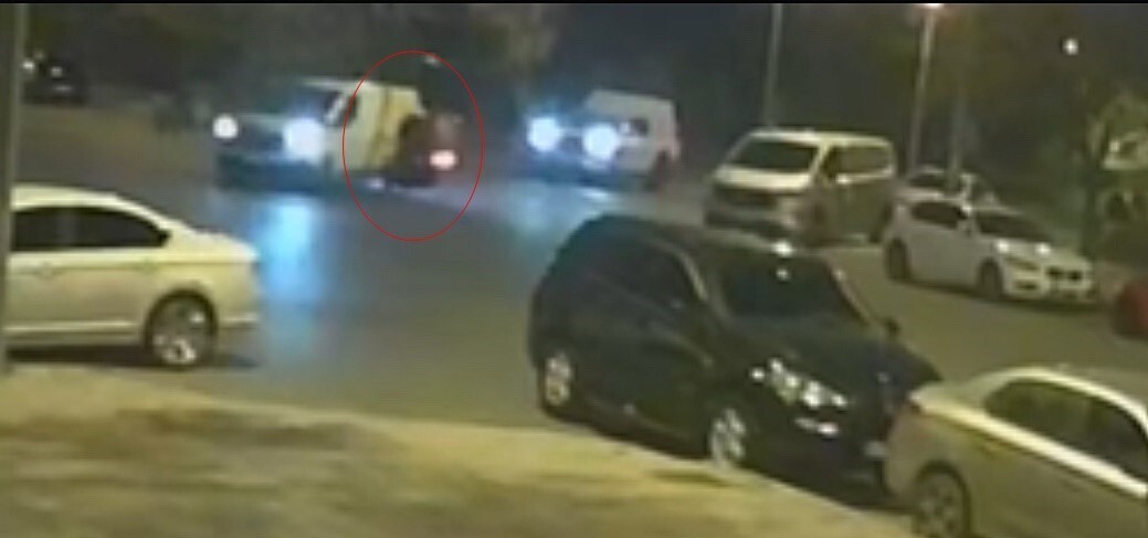 TEKİRDAĞ'DA MOTOSİKLETLİNİN AĞIR YARALANDIĞI KAZA KAMERADA