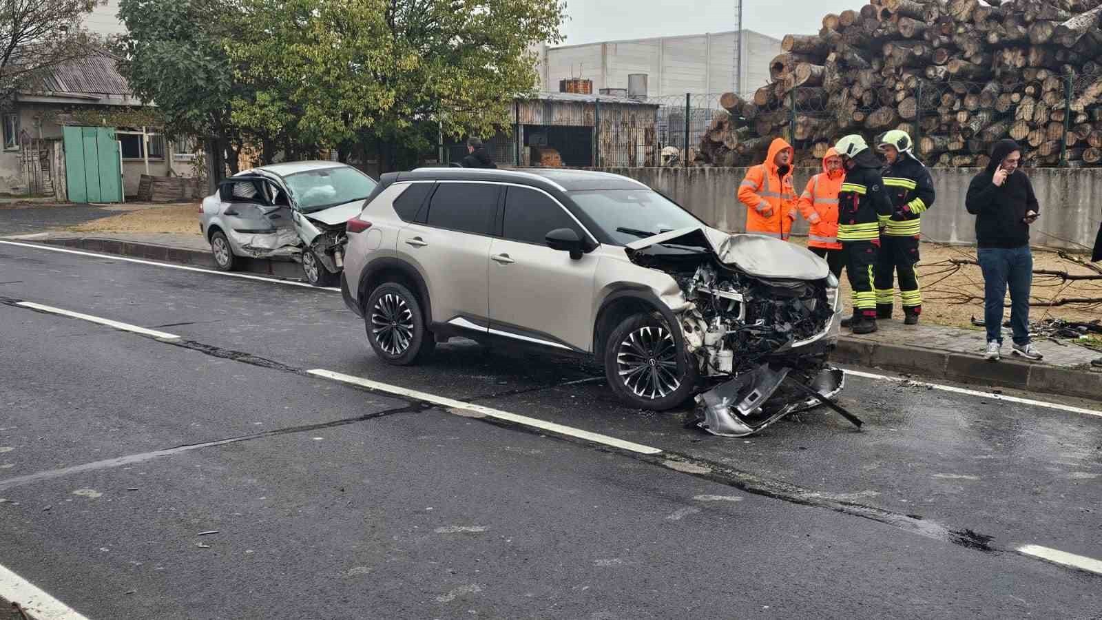 TEKİRDAĞ'IN KAPAKLI İLÇESİ ÇERKEZKÖY ORGANİZE SANAYİ BÖLGESİ'NDE MEYDANA GELEN KAZADA 1 KİŞİ...