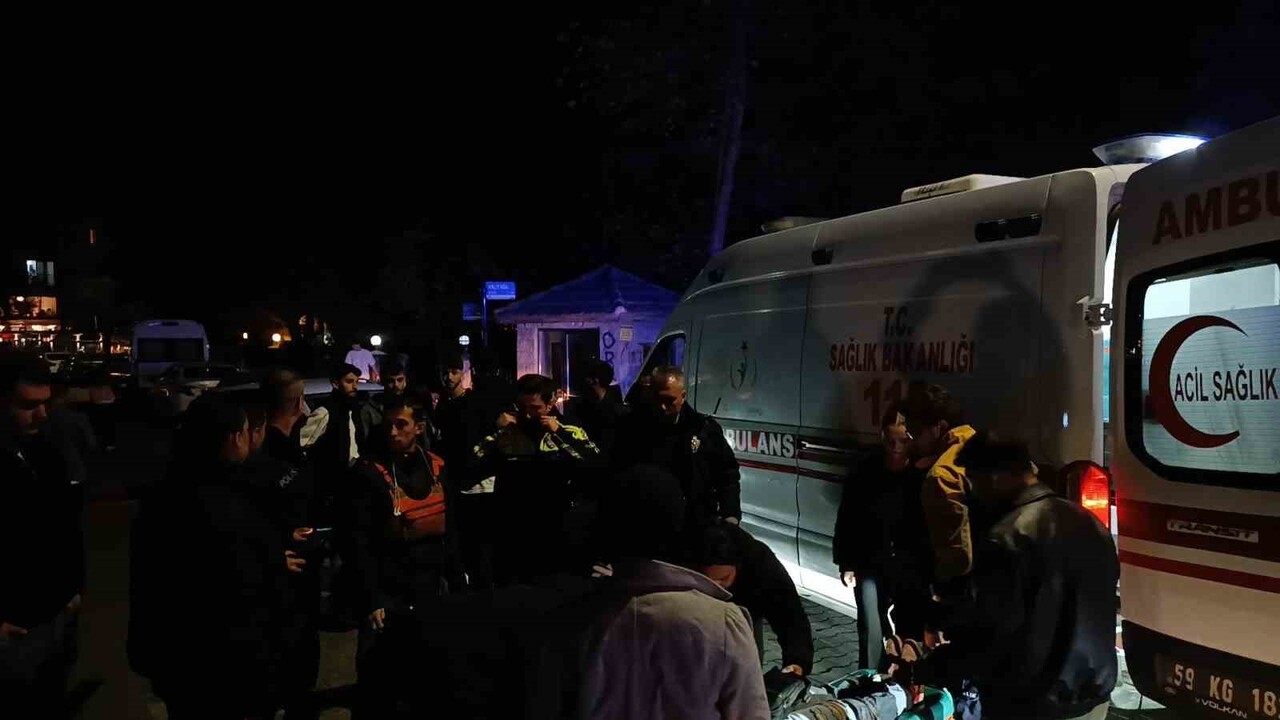 TEKİRDAĞ’DA MOTOSİKLET KAZASI : 2 YARALI