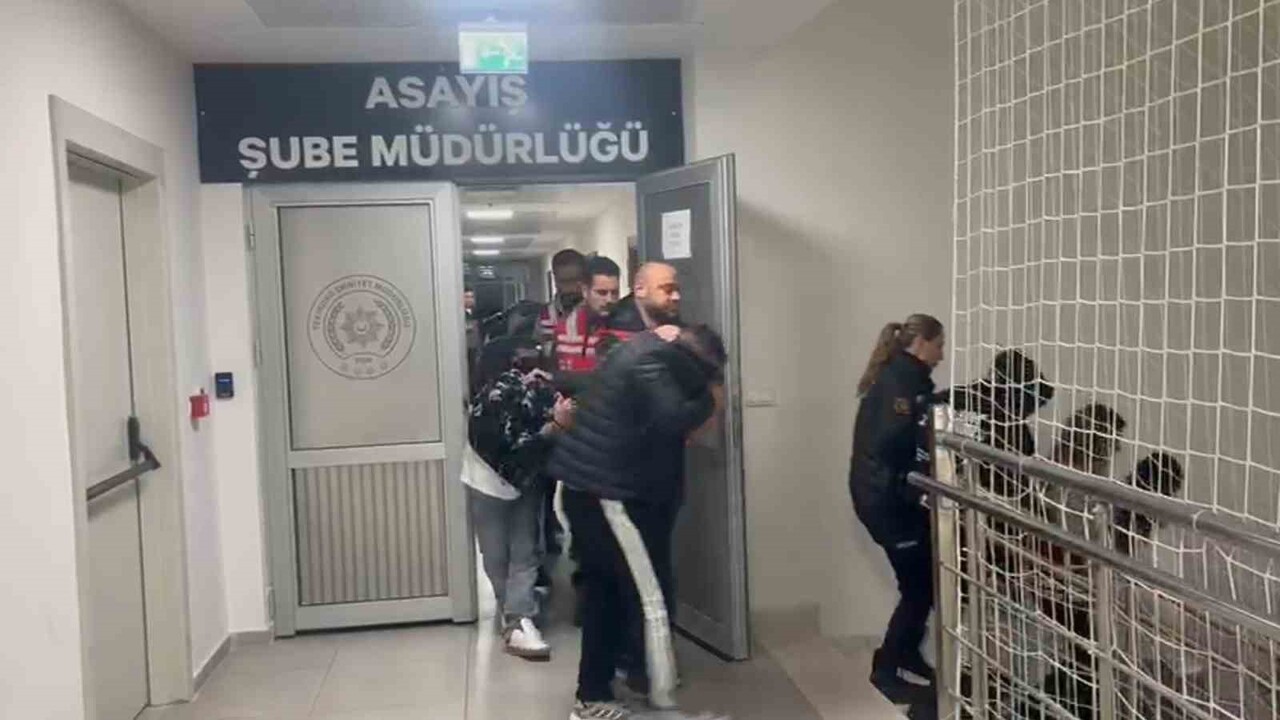 TEKİRDAĞ EMNİYET MÜDÜRLÜĞÜ ASAYİŞ ŞUBE MÜDÜRLÜĞÜNÜN YÜRÜTTÜĞÜ SORUŞTURMA KAPSAMINDA ÇORLU’DA...